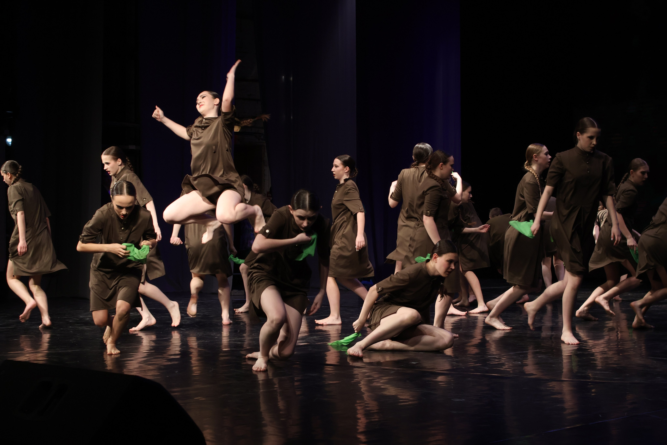 13 апреля, г. Томск. Золотое яблочко