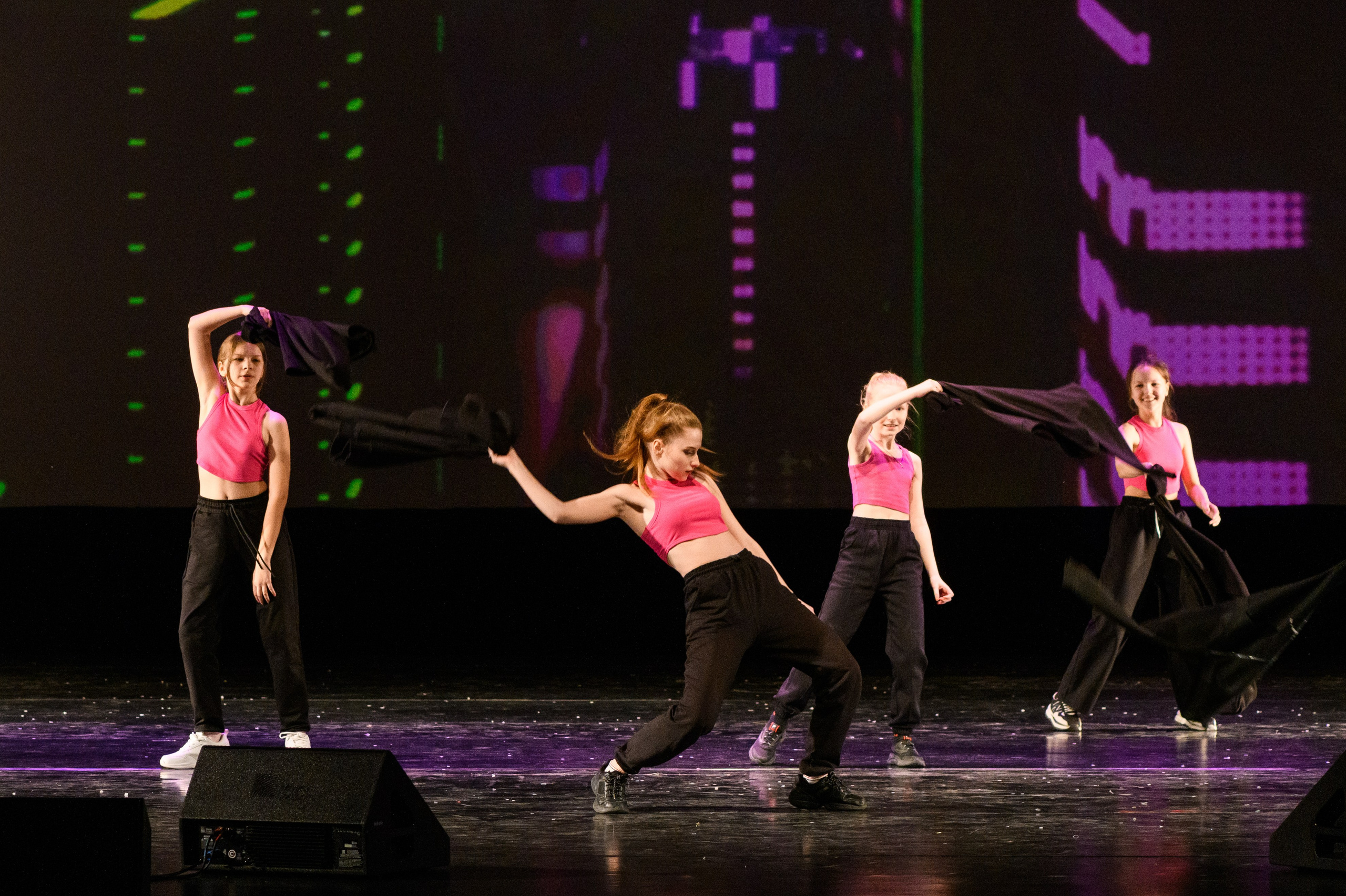 23 апреля, часть 2, БКЗ Октябрьский, г. Санкт-Петербург. Золотое яблочко