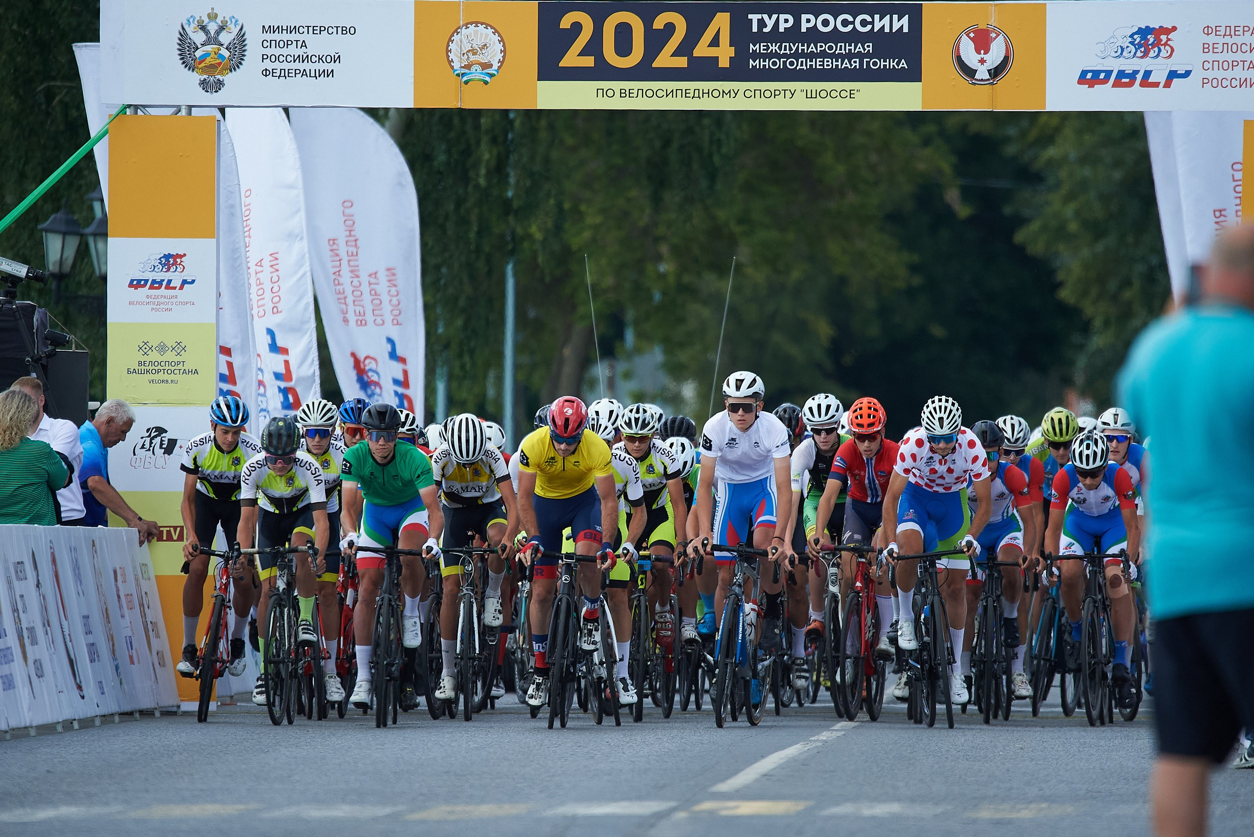 Международная многодневная гонка «Тур России». 4 этап. Воткинск 14.07. Спортивный репортажный фотограф в Ижевске Сергей Мерзляков