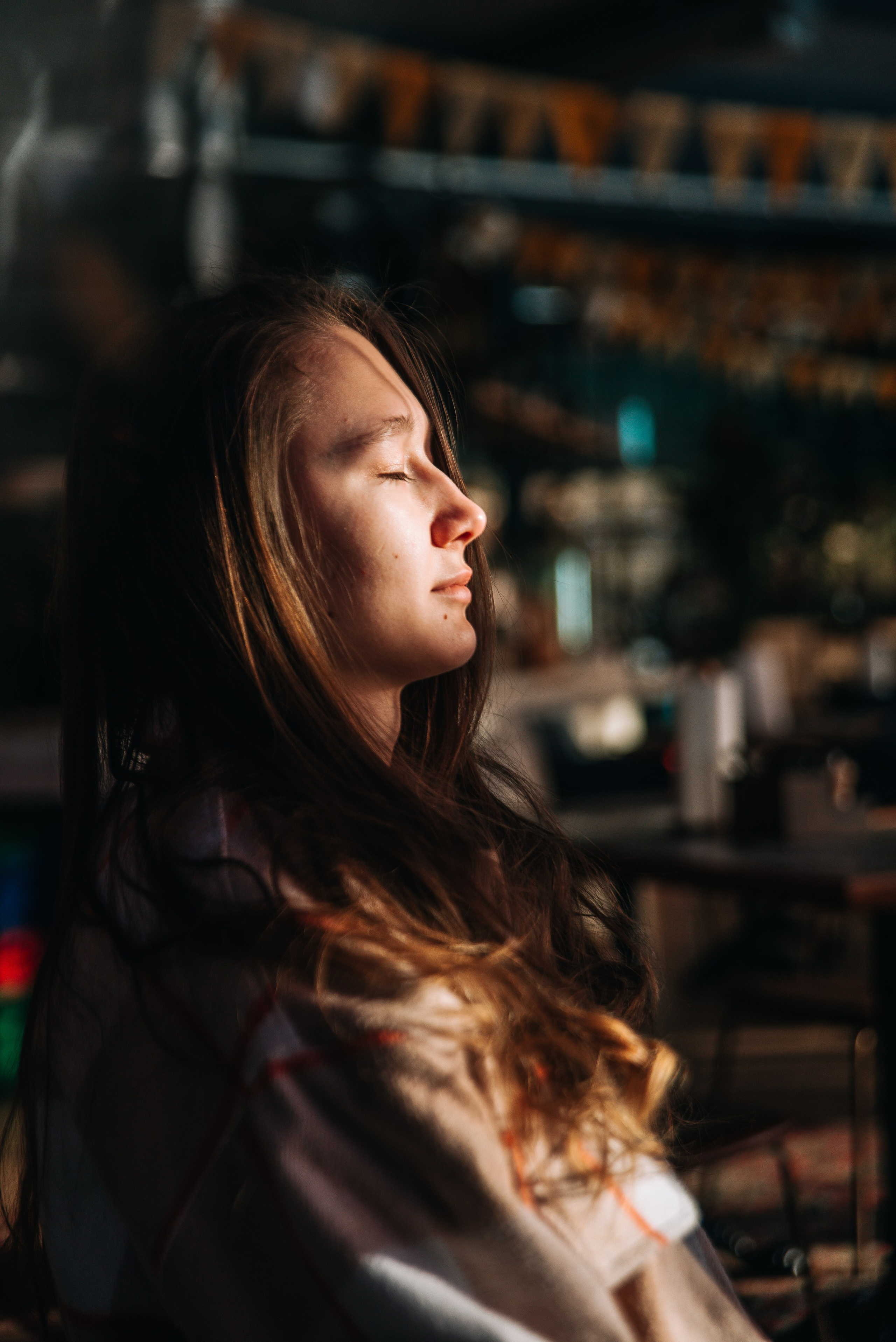 Лиза и Харли в кафе. Главная