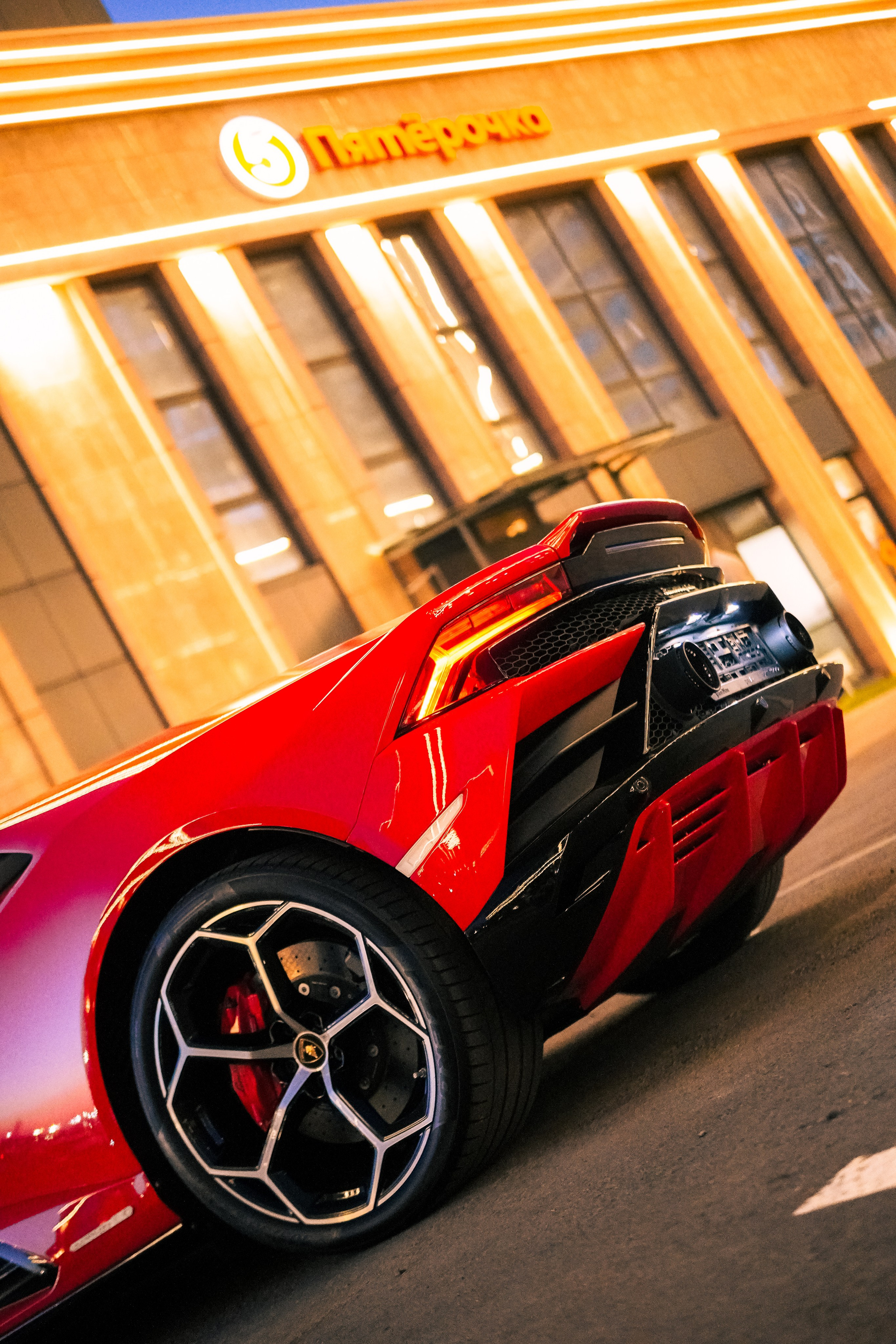 Lamborgini Huracan EVO coupe. AutoAlexArt