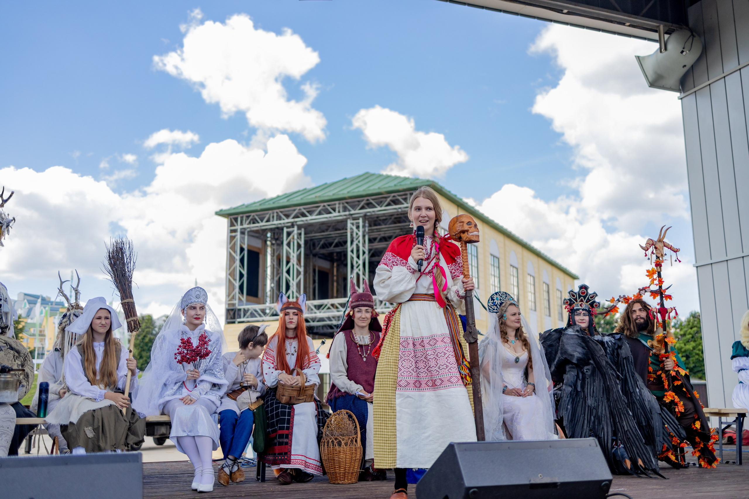 Земля Легенд: Солнце и медведь Фест. Репортажный, семейный и студийный фотограф в Москве Демин Алексей