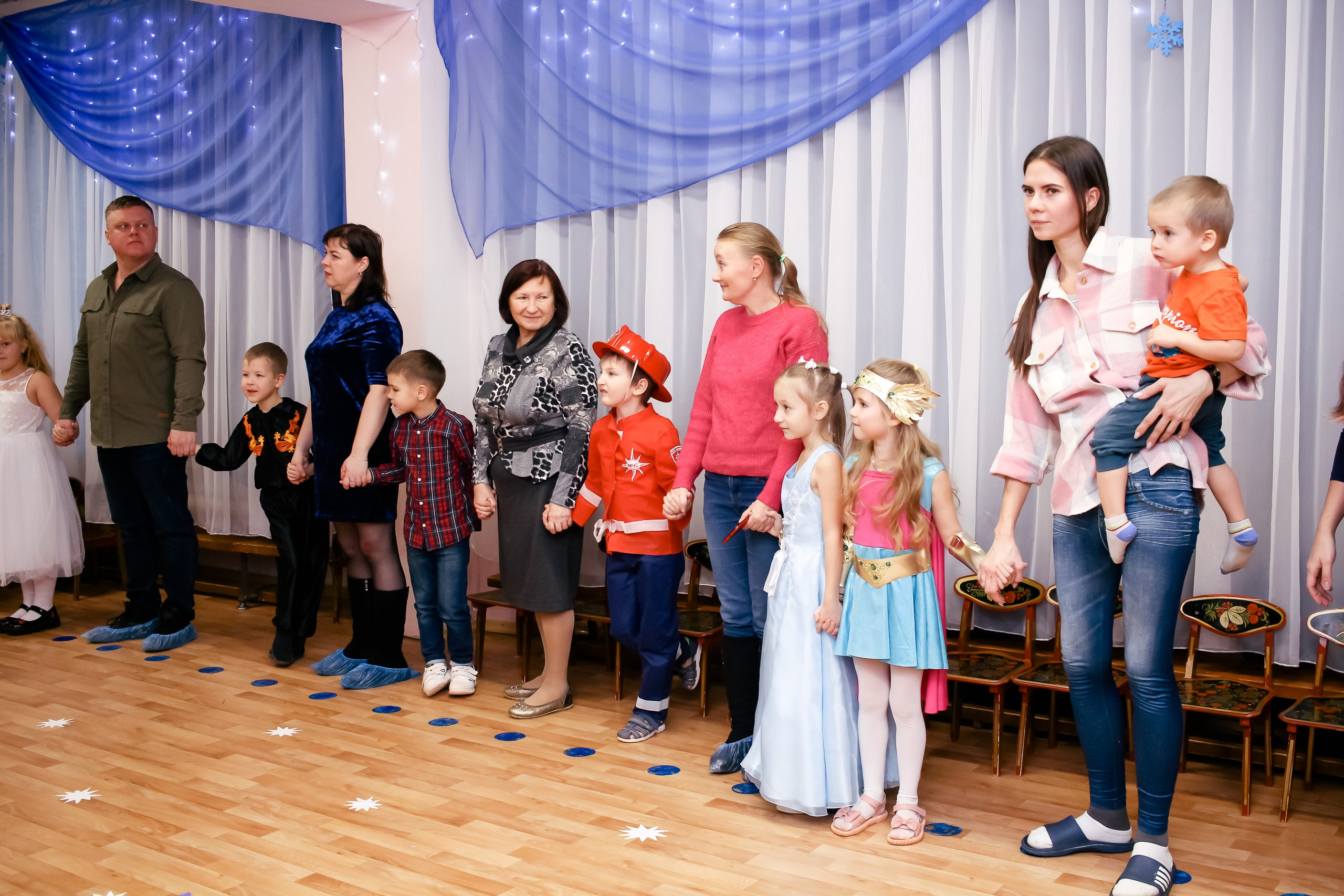 Новогодний утренник. Фотограф Великий Новгород Татьяна Чиглинцева