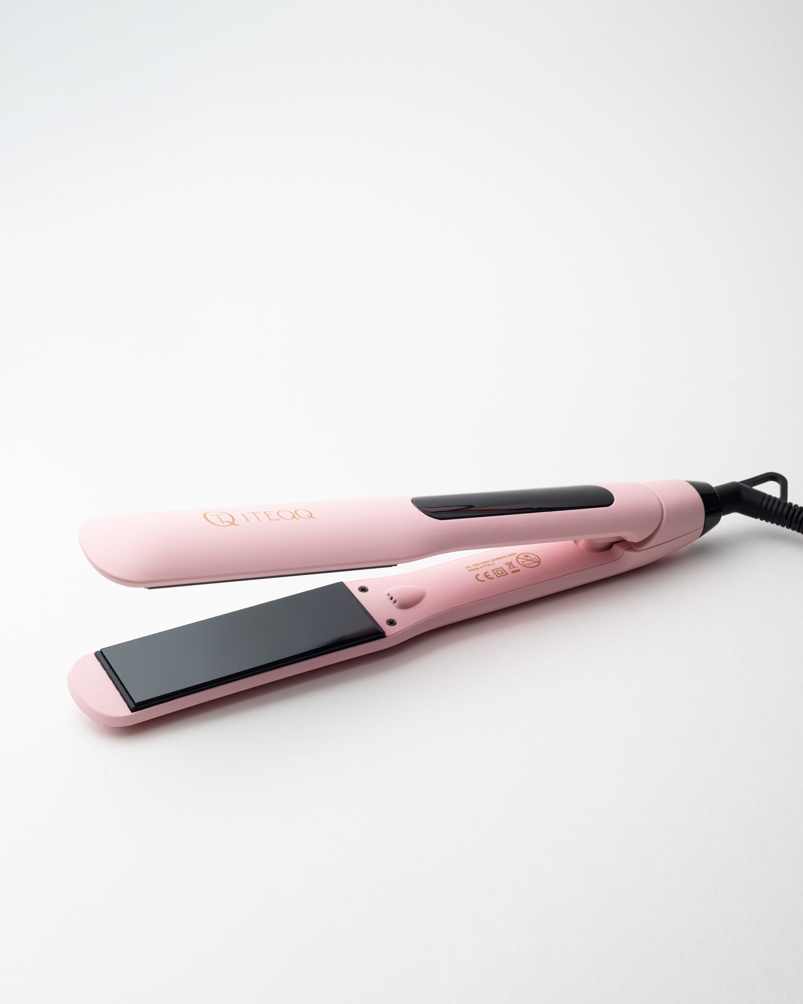 Каталог для ITEQQ. Коммерческий фотограф в Москве Билуши Василиса