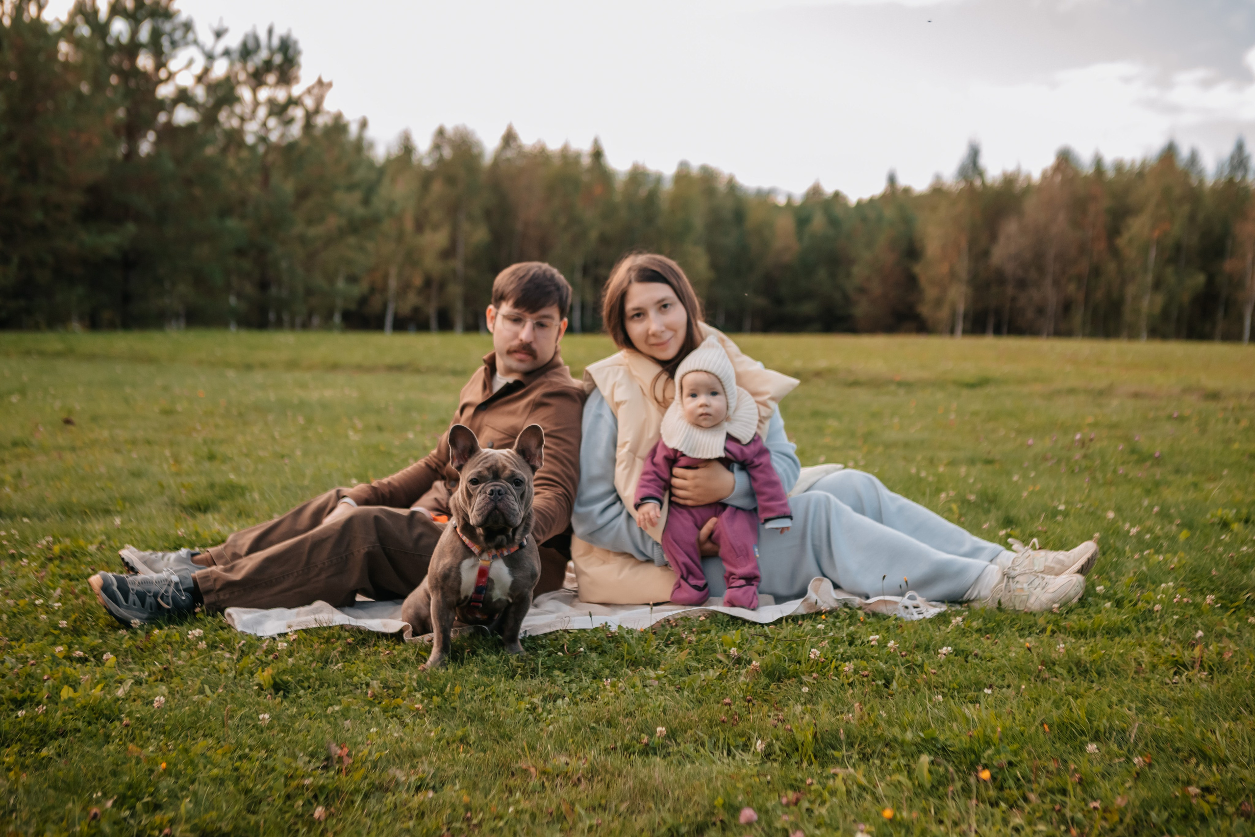 Габи и семья. Прогулка в Мещерском парке. Семейный фотограф анималист Мария Крючкова