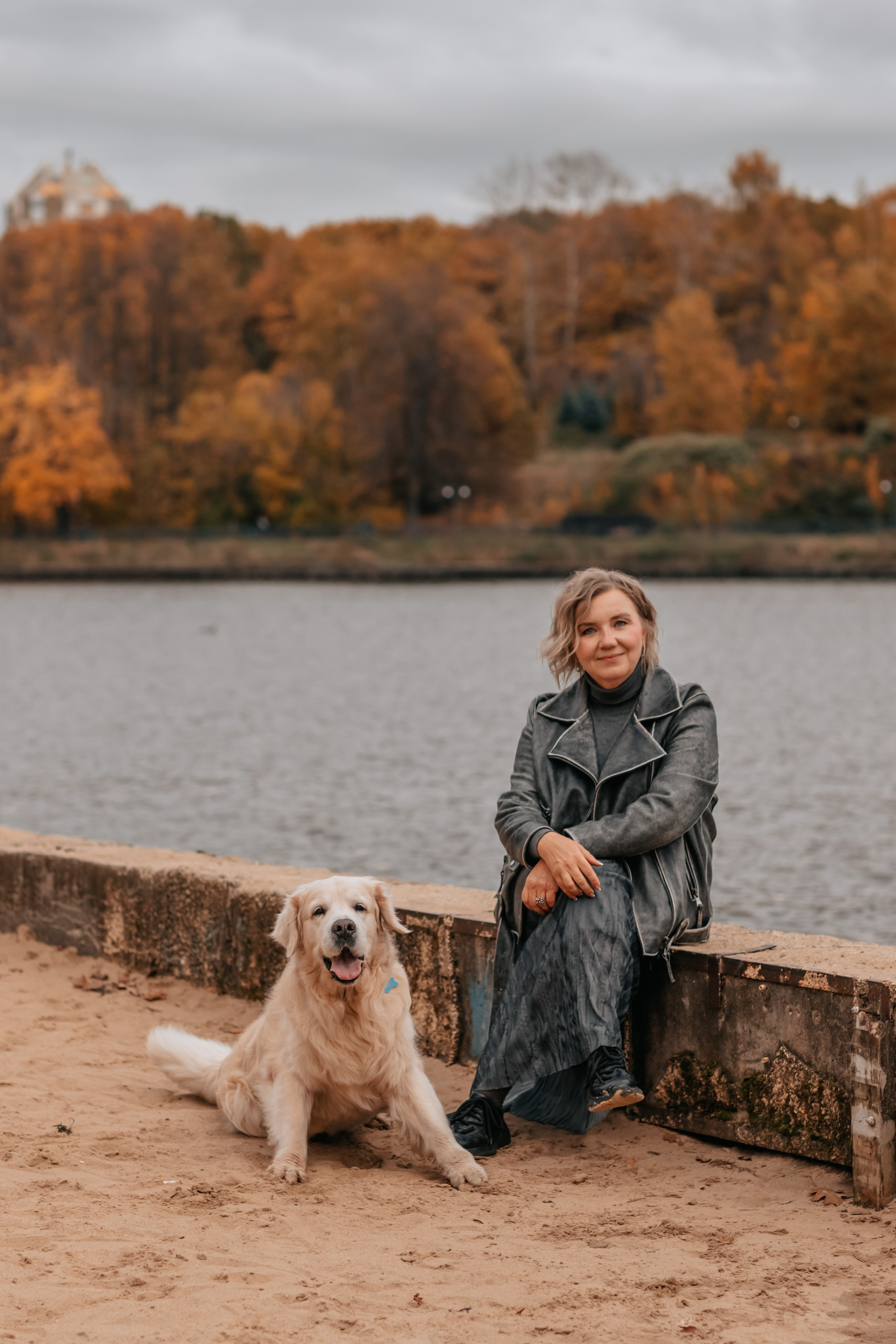 Рэм и семья, прогулка в осеннем парке. Семейный фотограф анималист Мария Крючкова