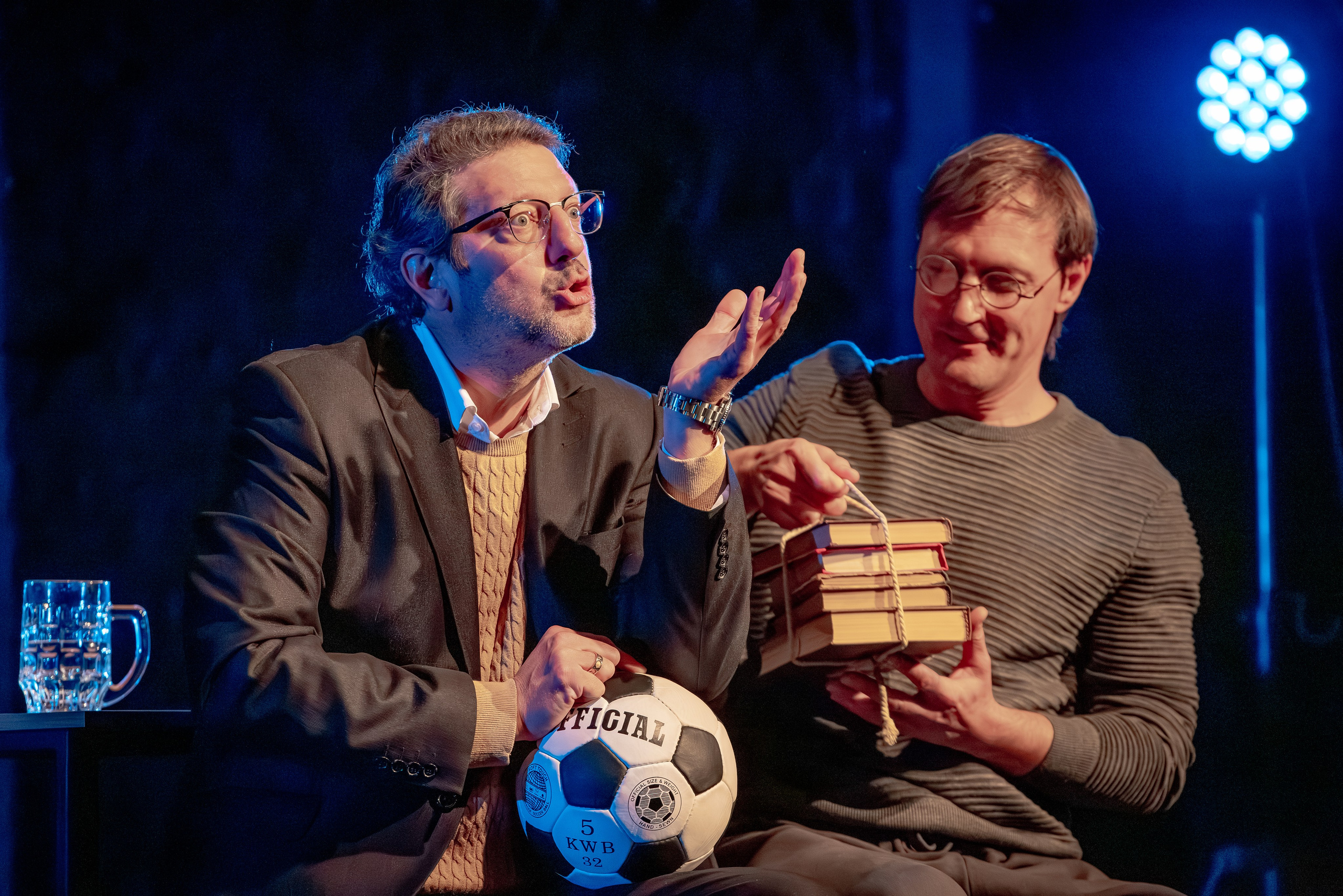 «На дне.doc» Самарского академического театра драмы им. М. Горького в рамках фестиваля «Биеннале театрального искусства. Уроки режиссуры». Фотограф и режиссер Московко Екатерина