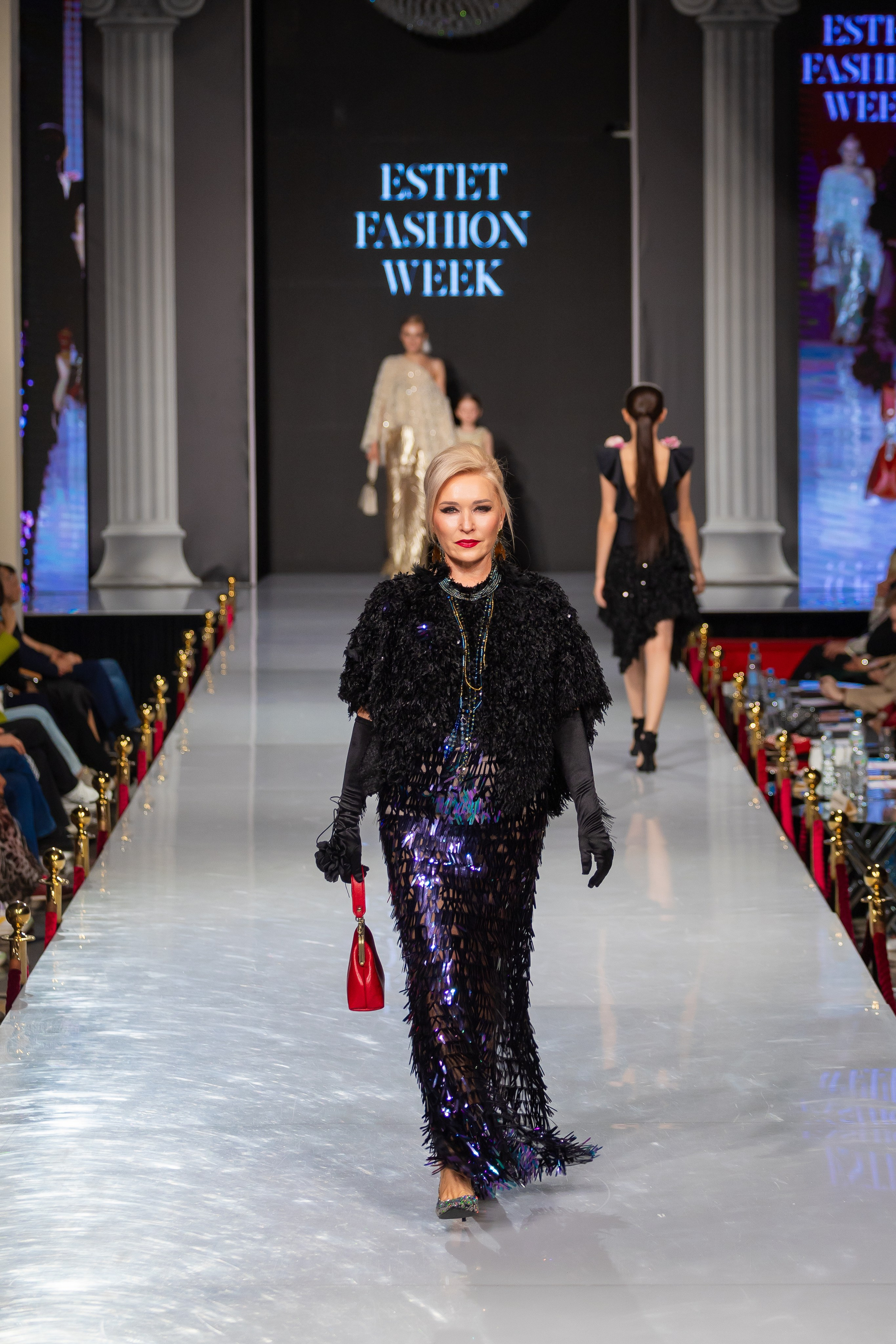 Estet Fashion Week. Photomantis