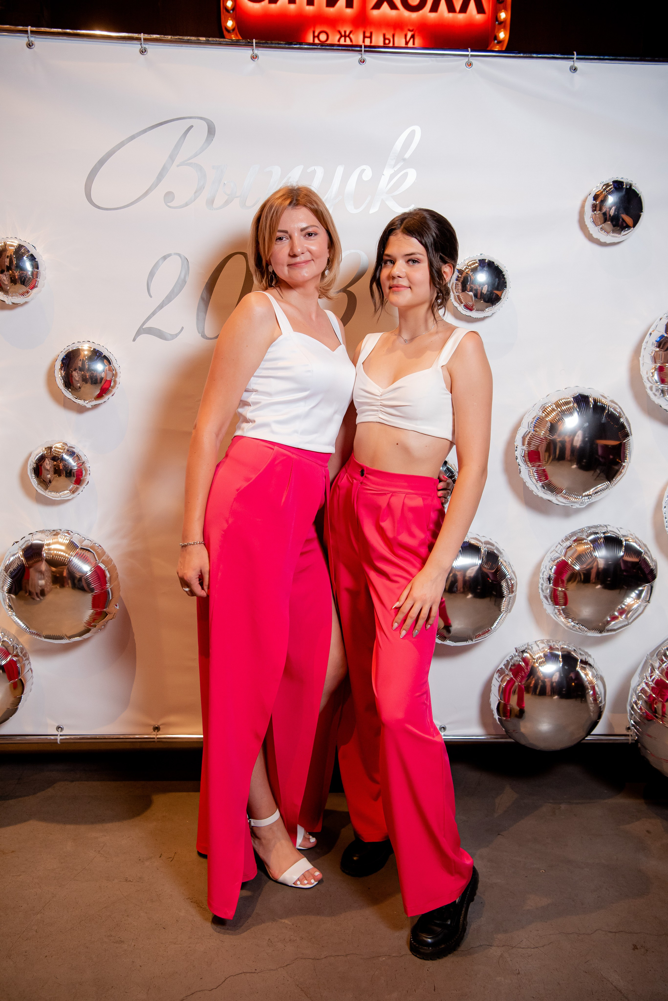 140 Школа. Вручение и Банкет. Сити Холл. Фотограф в Волгограде и Волжском Александр Горбань