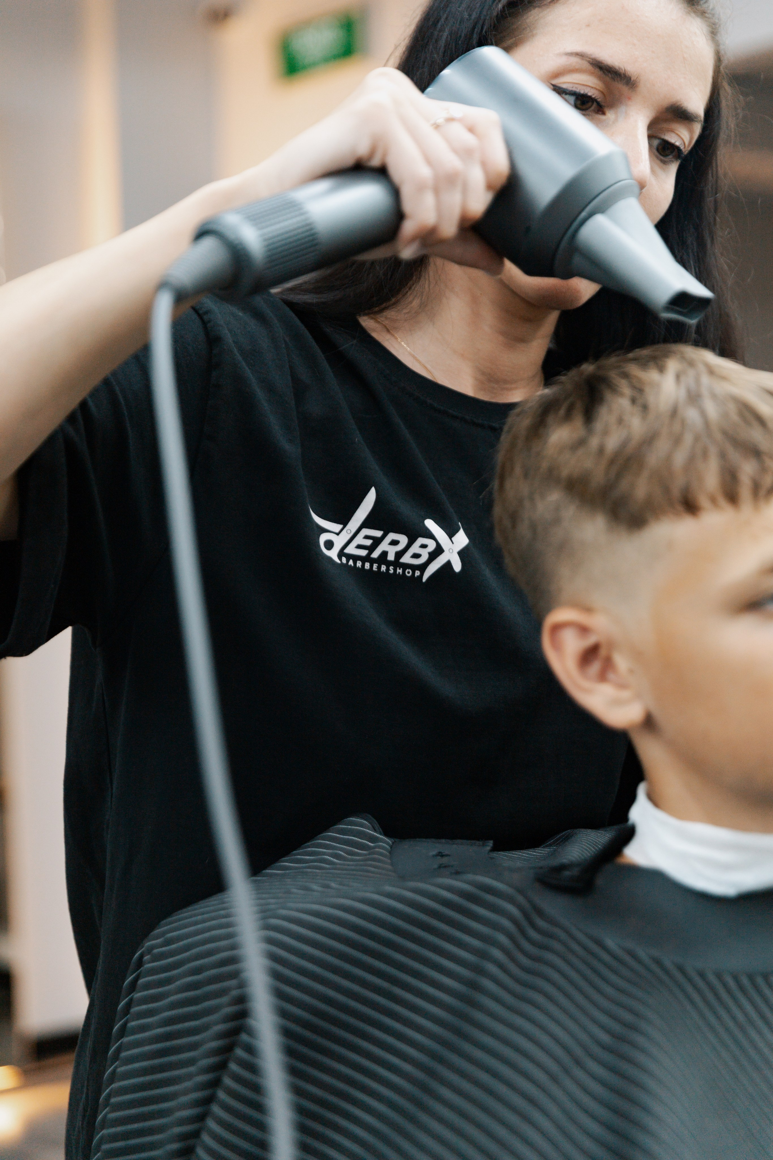 DERBY BARBERSHOP. LIYALEE PHOTO