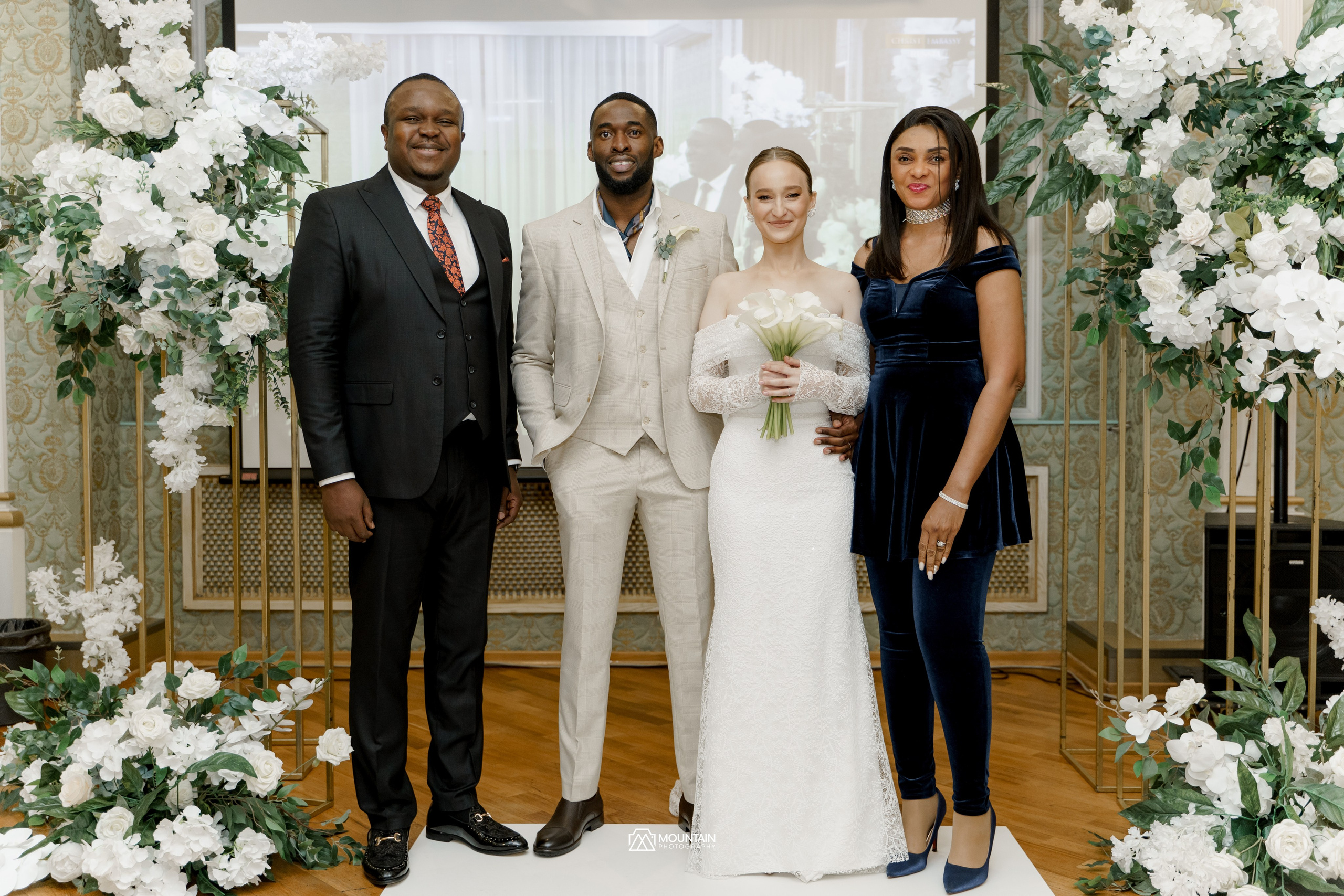 Oludola and Anastasia. Photographer based in moscow Peter Tchana