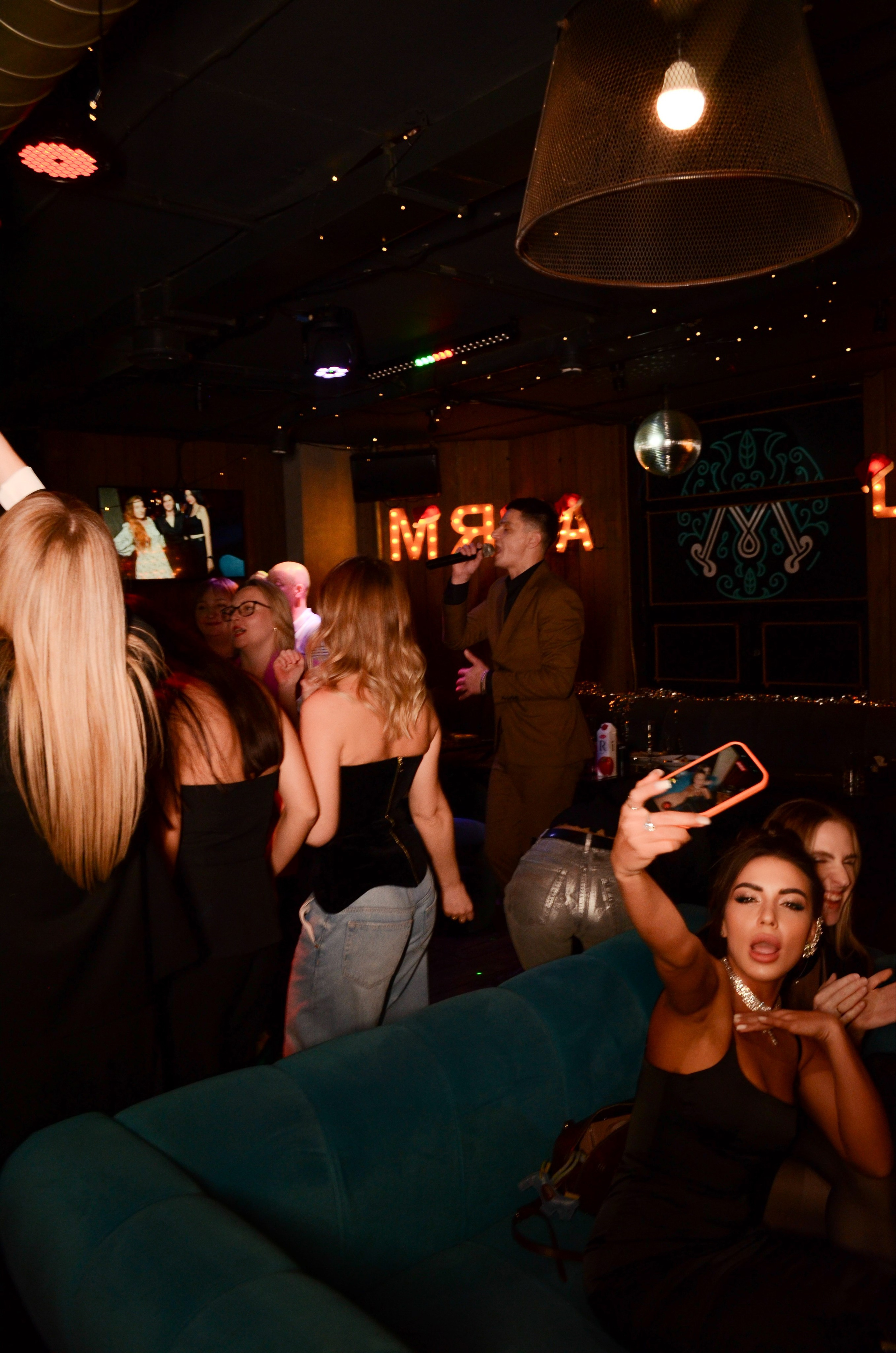 19.12.25 New Year Party. Мята Спортивная — Кальянная, караоке, бар в Минске