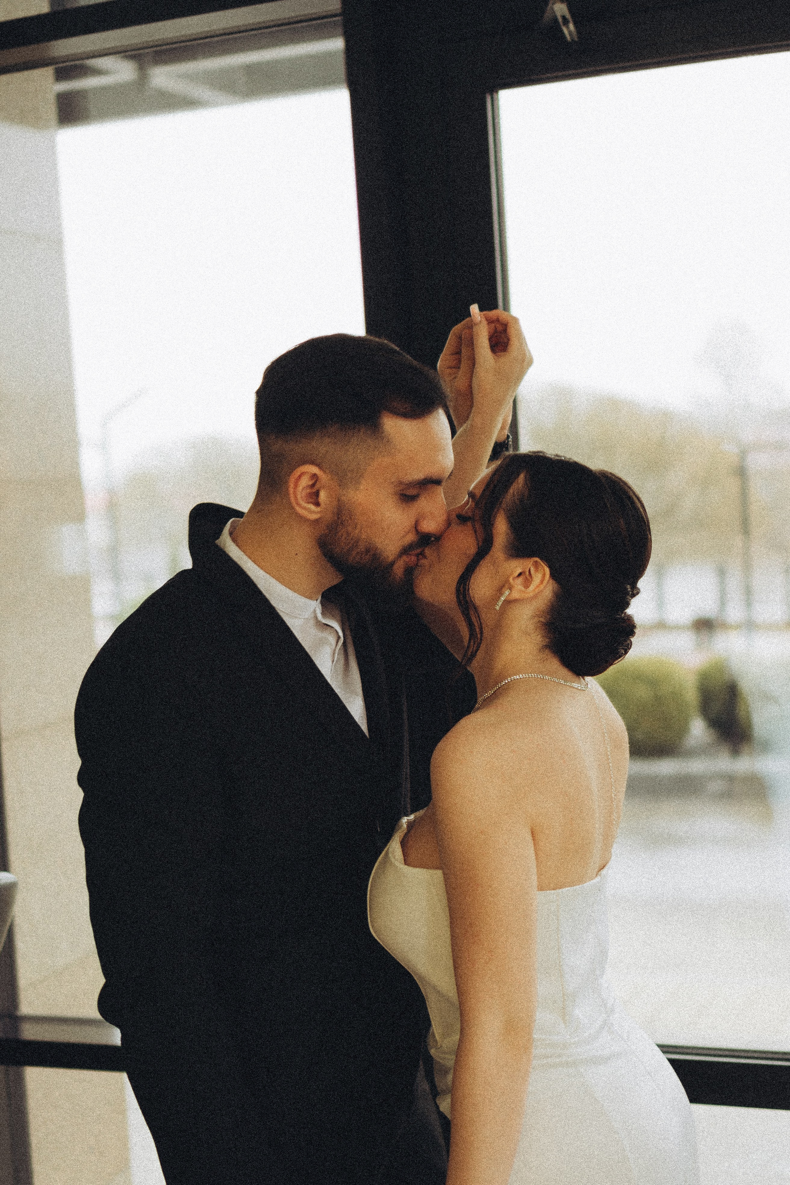 СВАДЕБНАЯ СЬЕМКА СБОРОВ ЖЕНИХА И НЕВЕСТЫ В ОТЕЛЕ И ТАКЖЕ ФОТОСЕССИИЯ В ОТЕЛЕЕ МЕГАПОЛИС БРЯНСК. Профессиональный фотограф, Санкт-Петербург — Виктория Богомолова