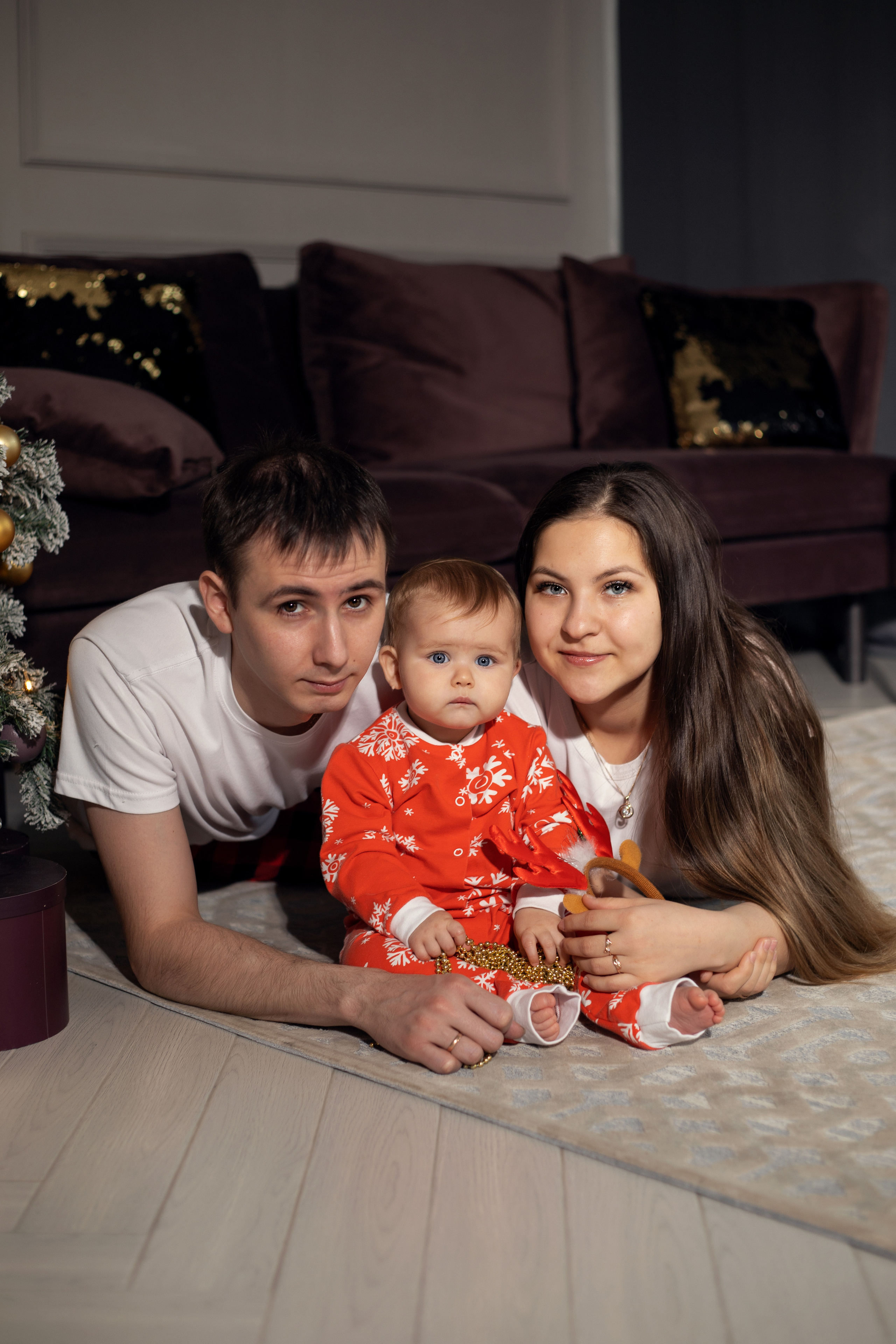 Новый год 2023 Семья Бабуковы. Семейный и детский фотограф в Тольятти Ирина Карпенцова