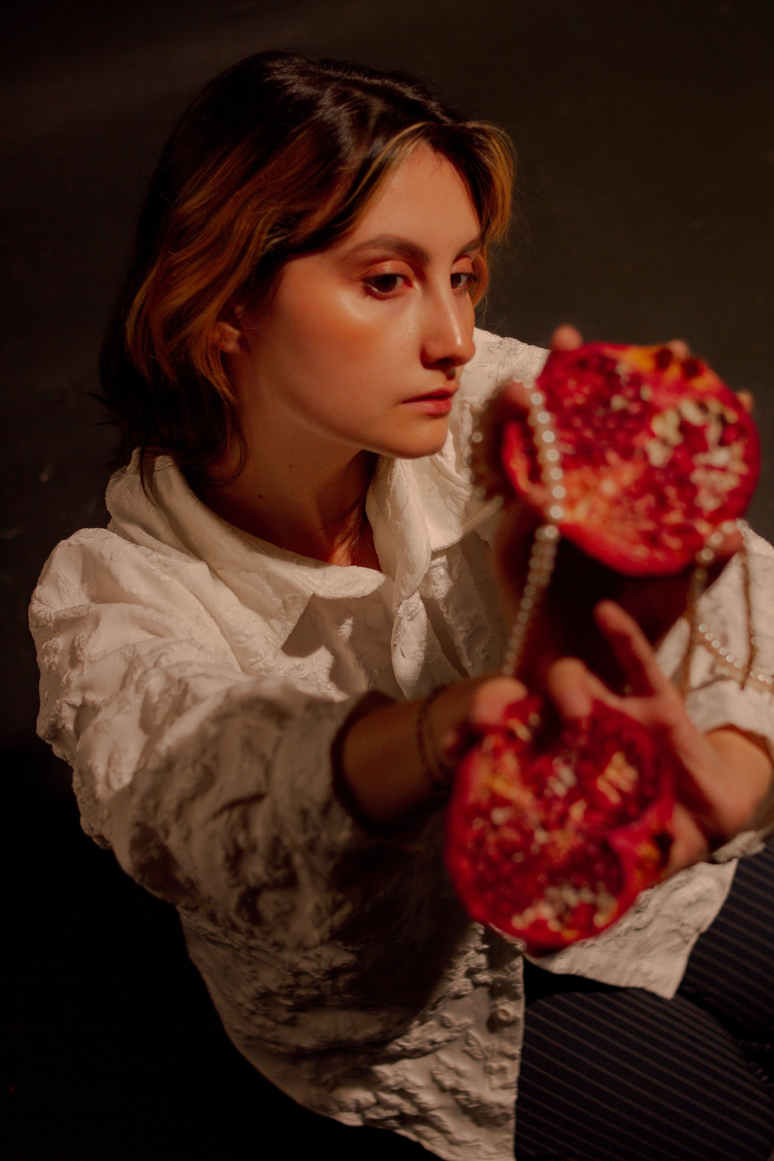 Гранат и жемчуг. Создадим шедевр? Виталина и её фотоискусство