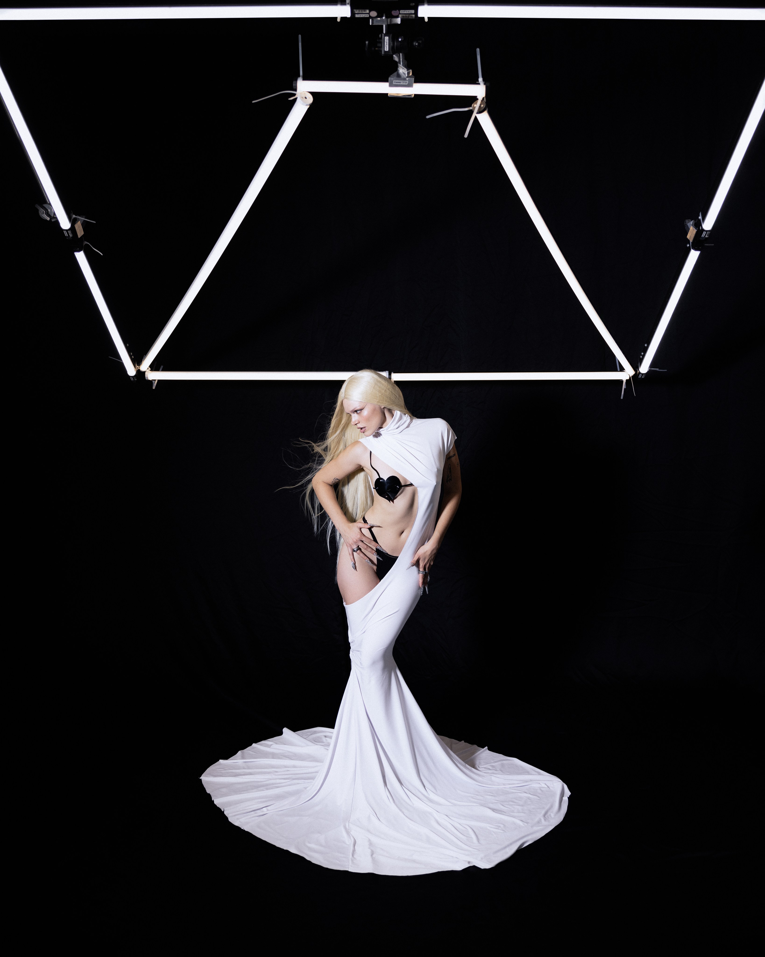 Mugler. Photographer. Producer. Retoucher