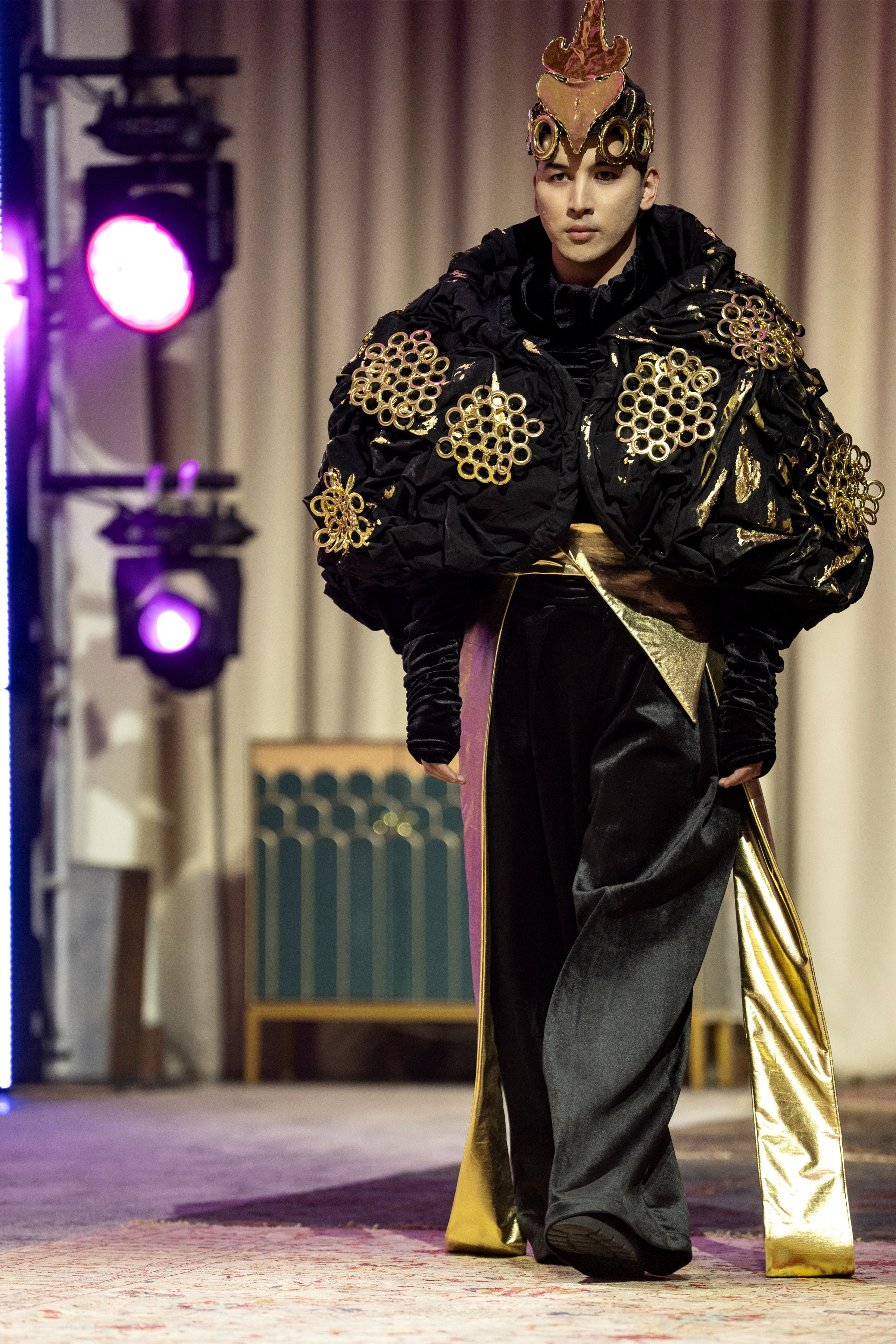 Zhamby. Сайт Алматинского НЮ АРТ, будуар и фэшн фотографа Дениса Карпенко