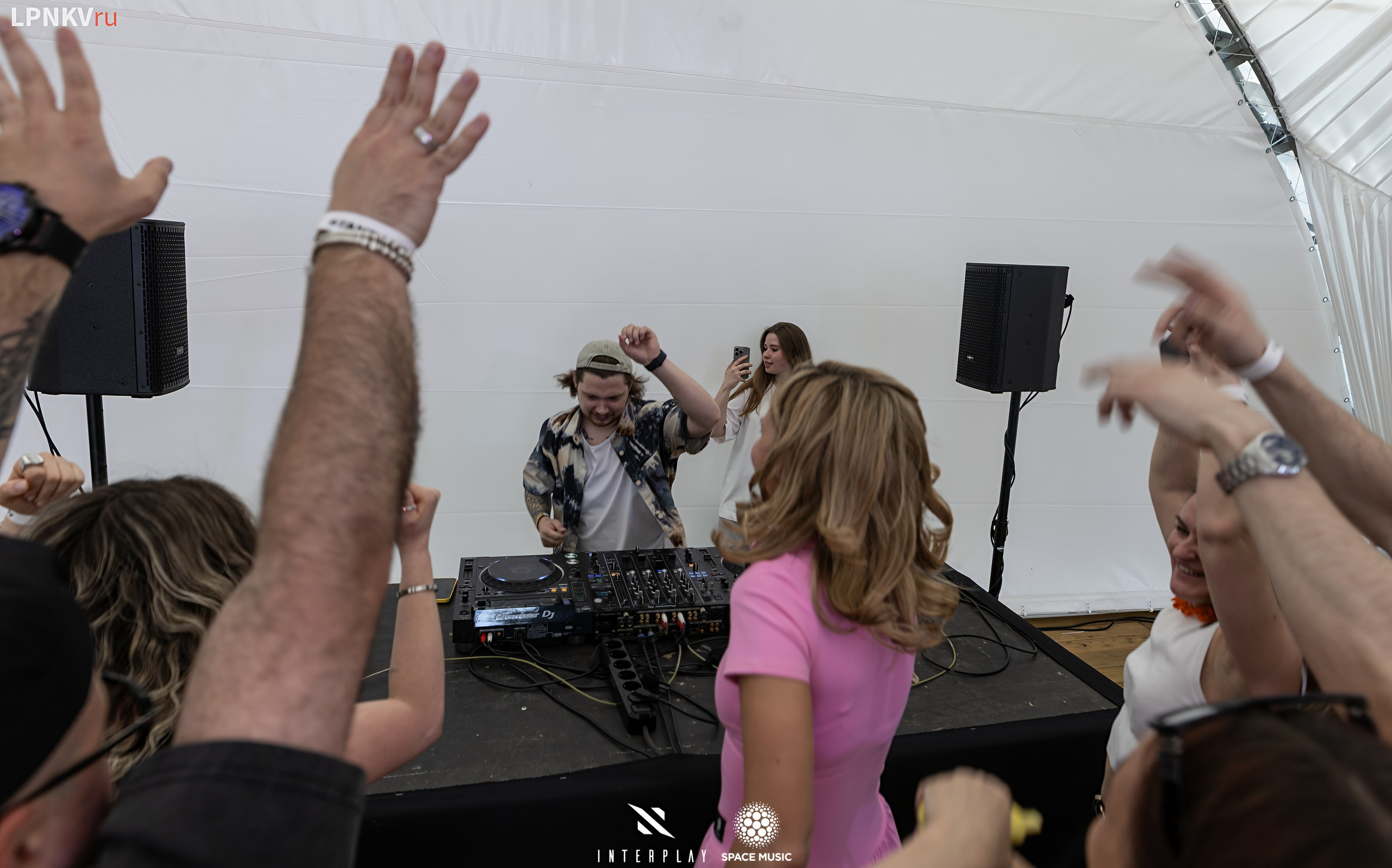 Interplay. Репортажный фотограф в Москве