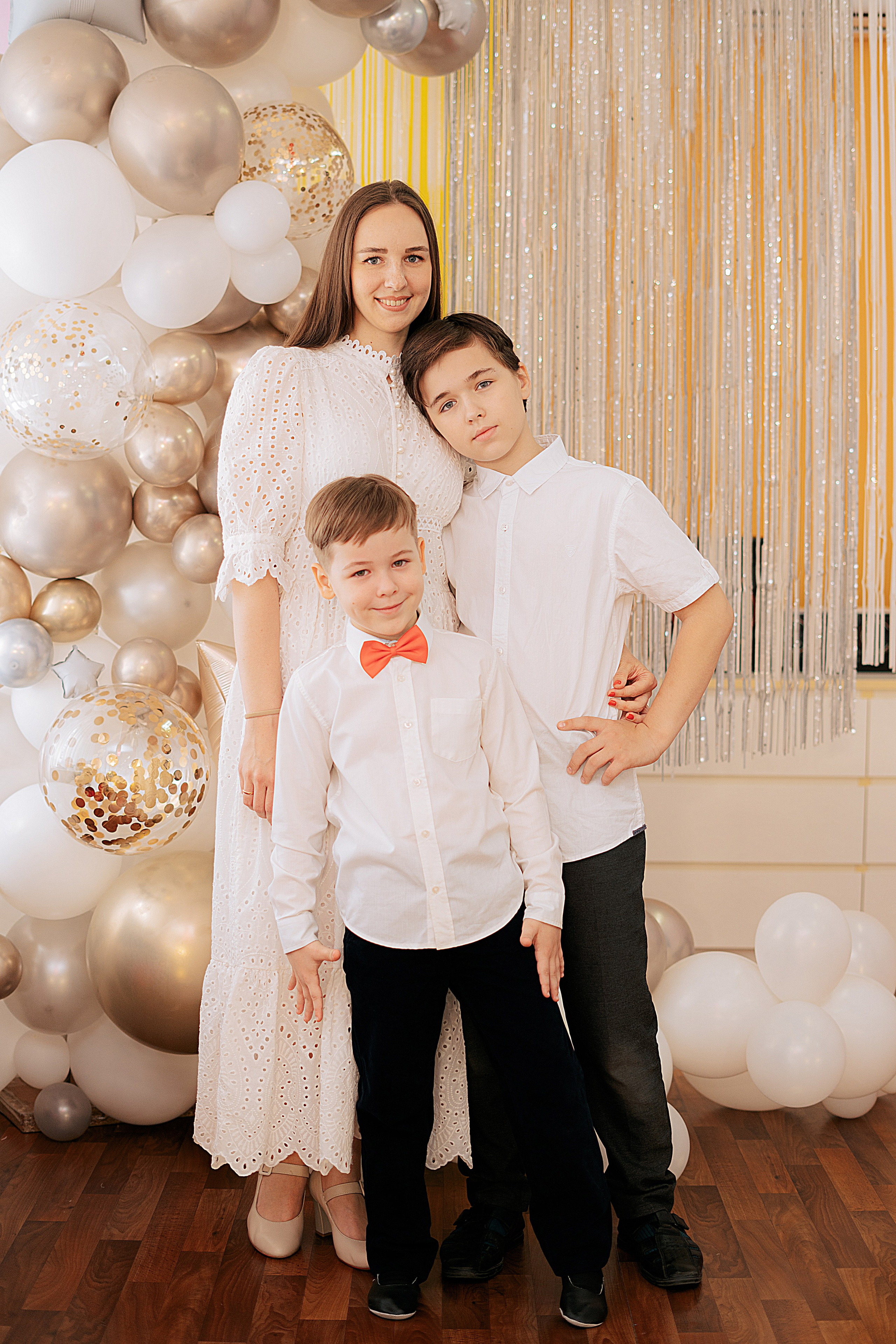 Фотосъёмка выпускного. Школьный фотограф в Челябинске. Выпускные фотоальбомы