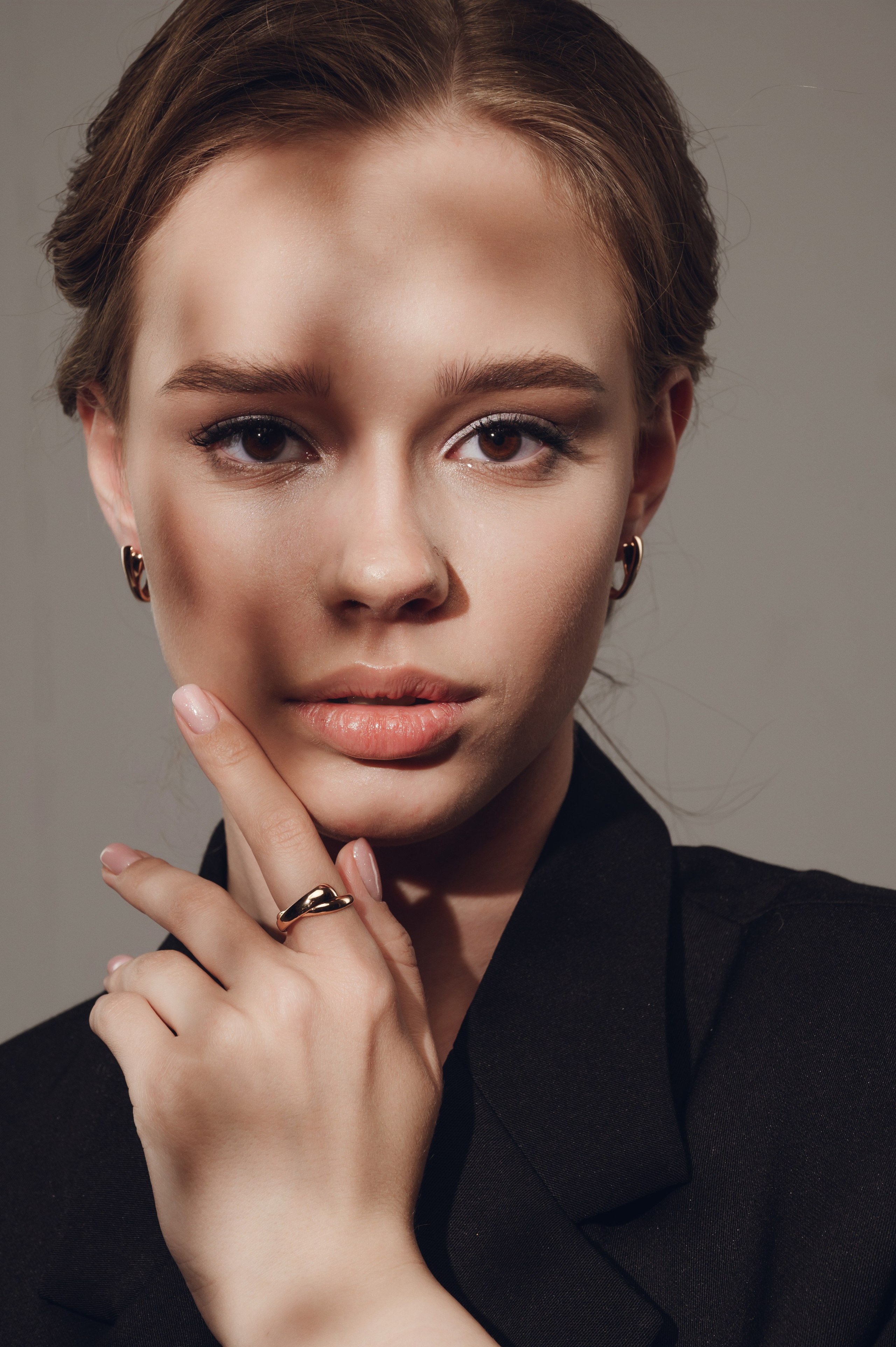 585 Золотой Евразия