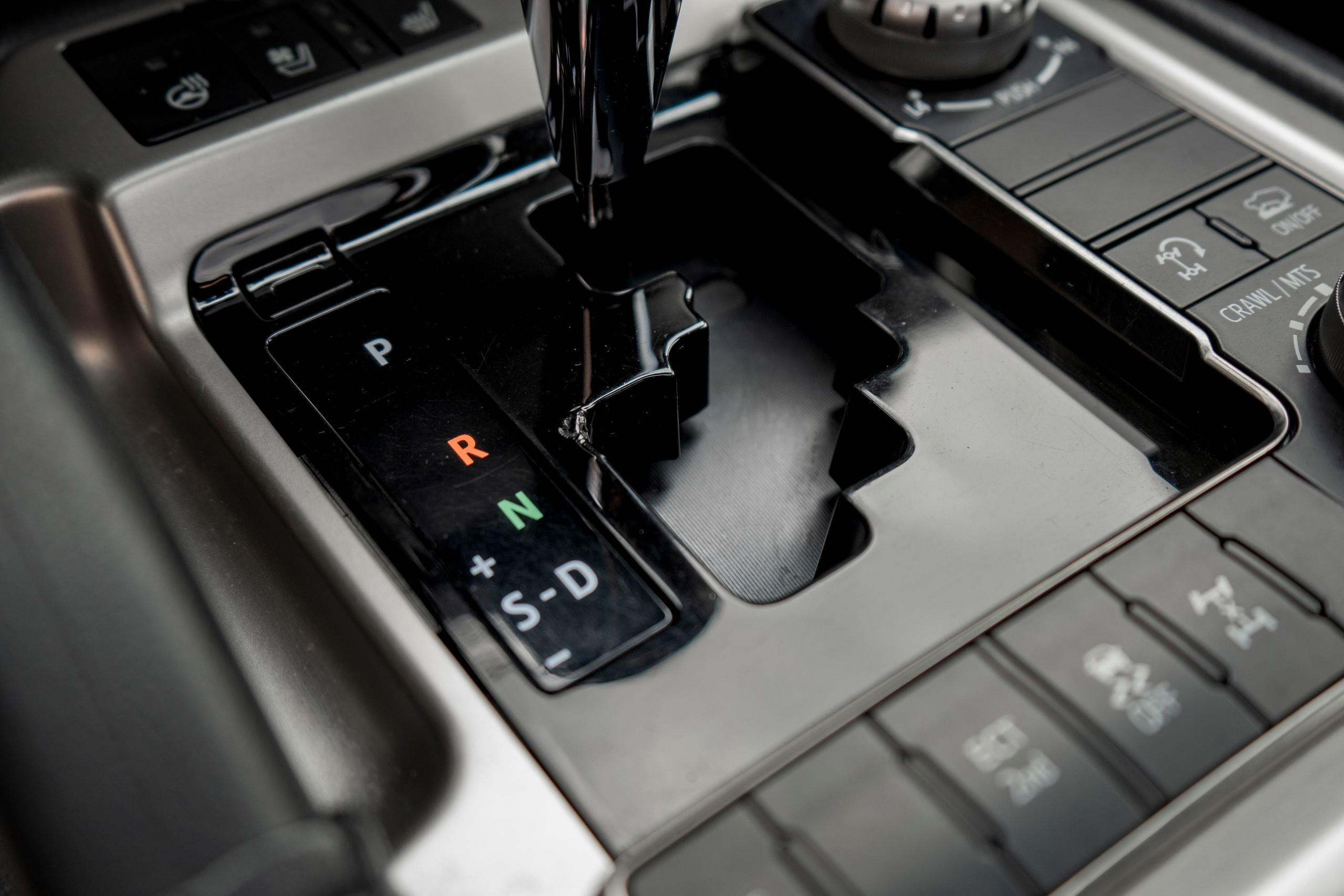 Toyota Land Cruzer 200