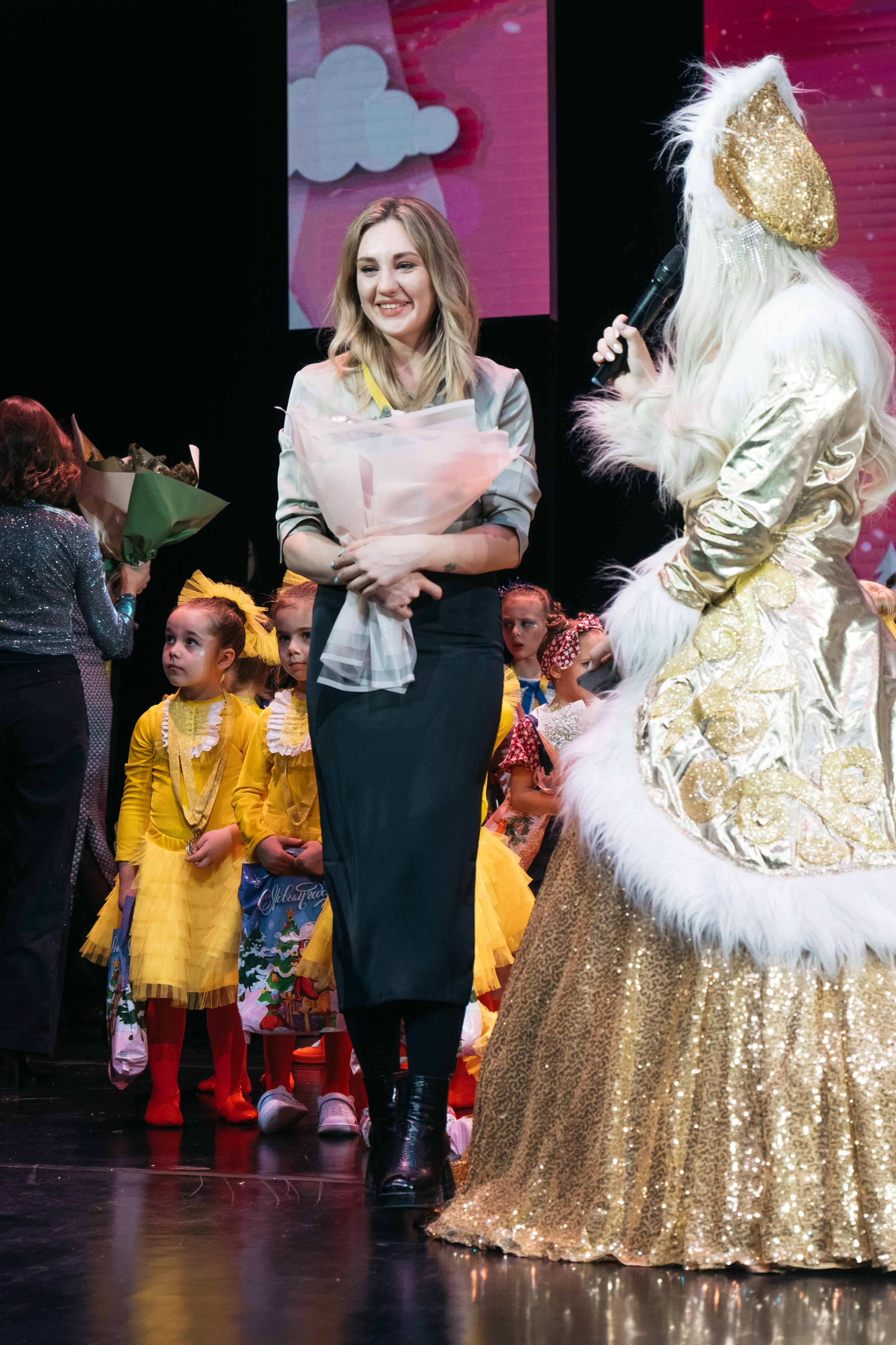 СурГУ 23.12.23. Репортажный и свадебный фотограф в Сургуте