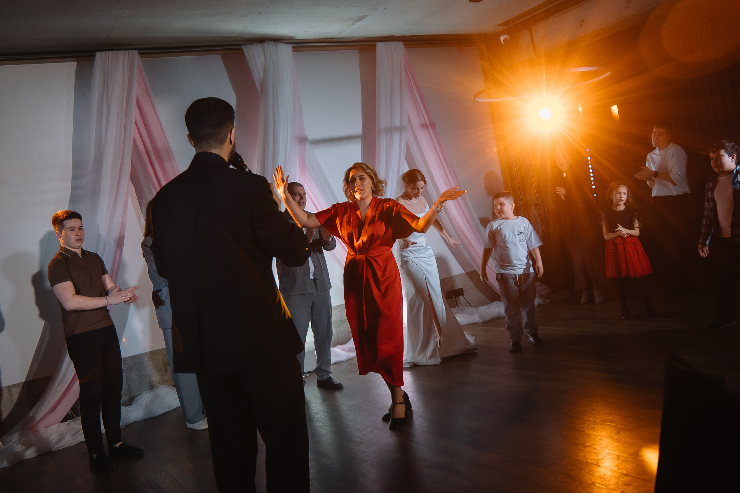 Владислав и Амина. Фотограф Новосибирск Вероника Вишневская