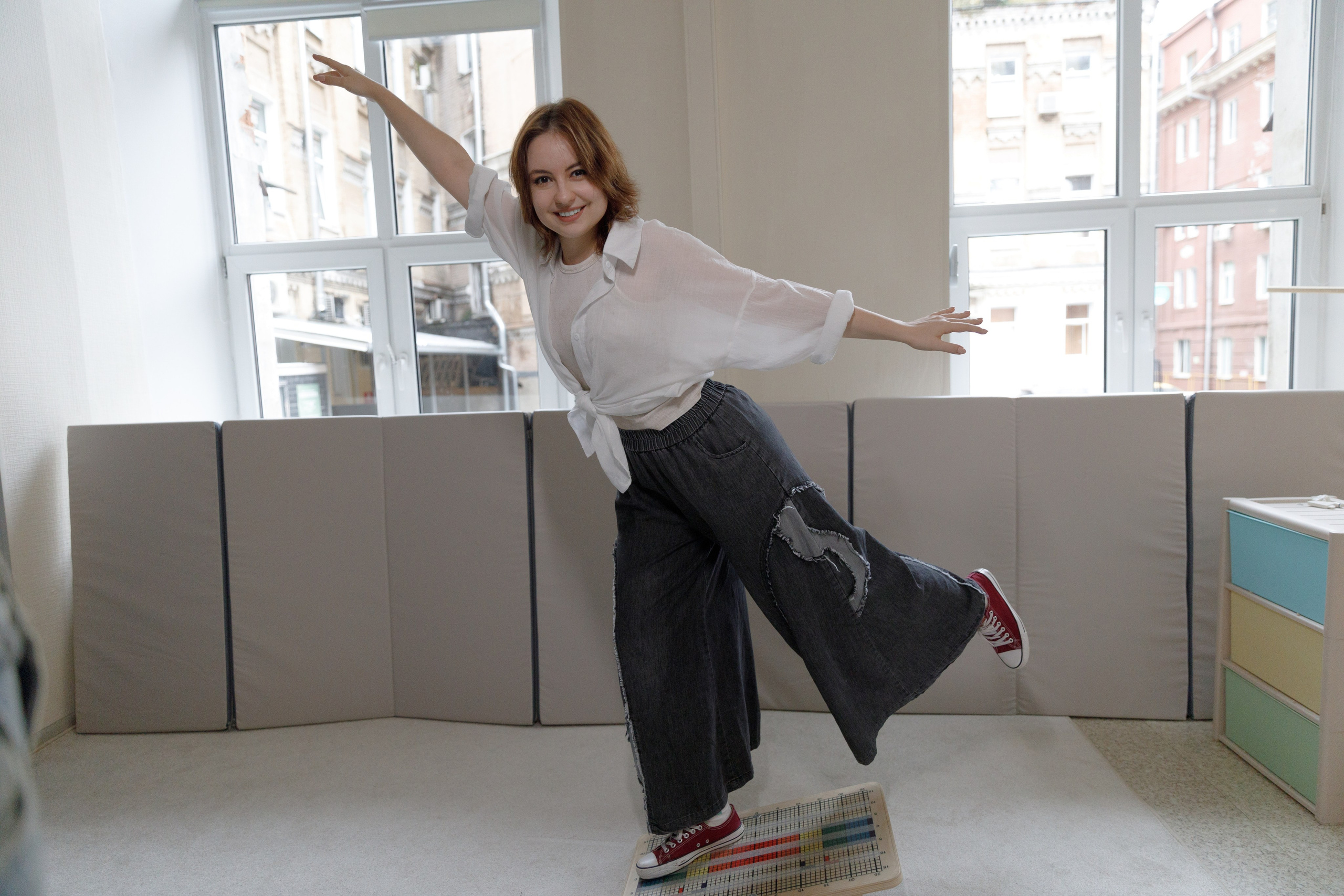 Юлианна и Анна в кабинете Dir Floor Time. Фотограф в Москве Слуцкая Наталья, репортаж, портрет, контент