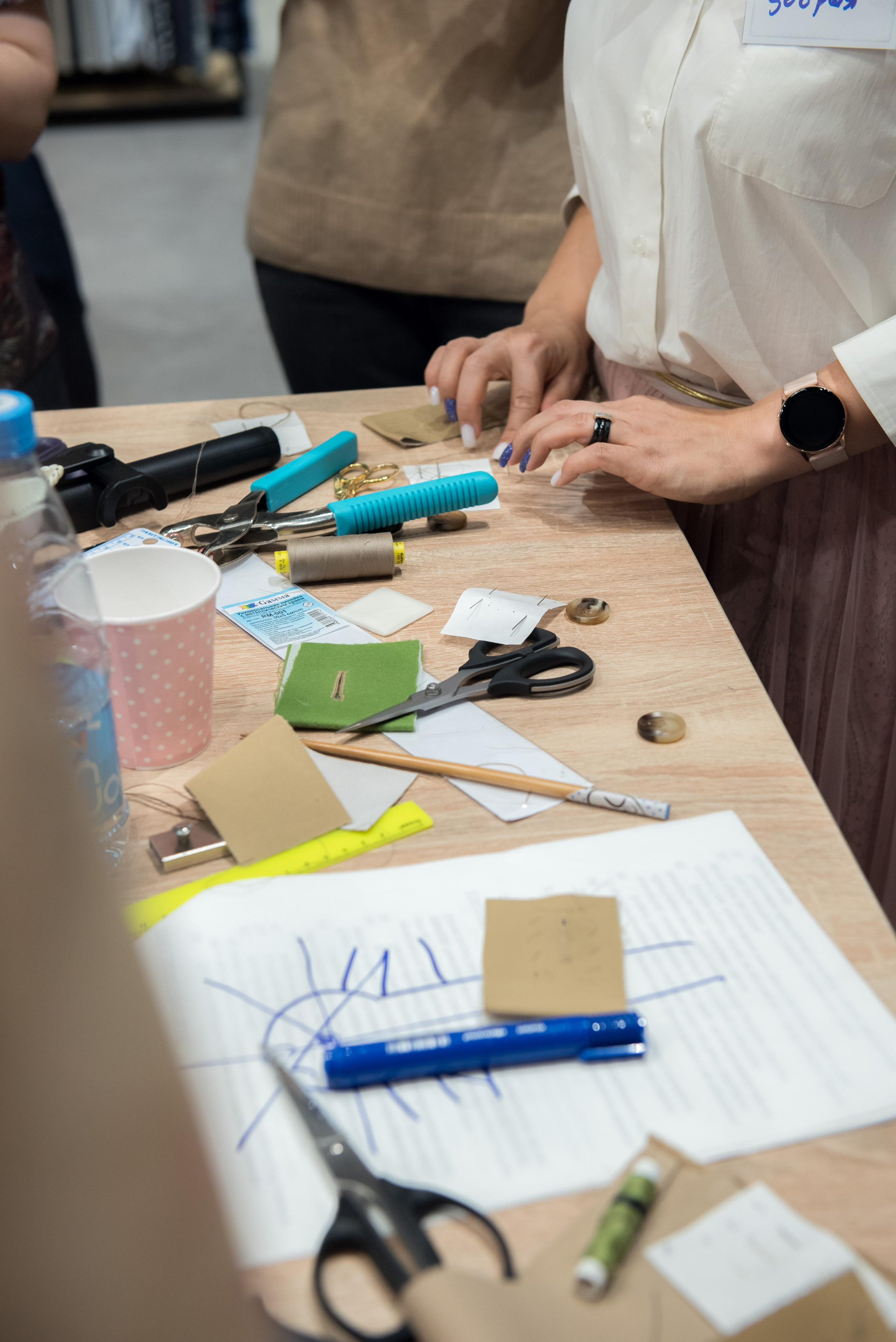 МК по петлям. Бренд-фотограф для экспертов и блогеров в Москве Влада Горбовская