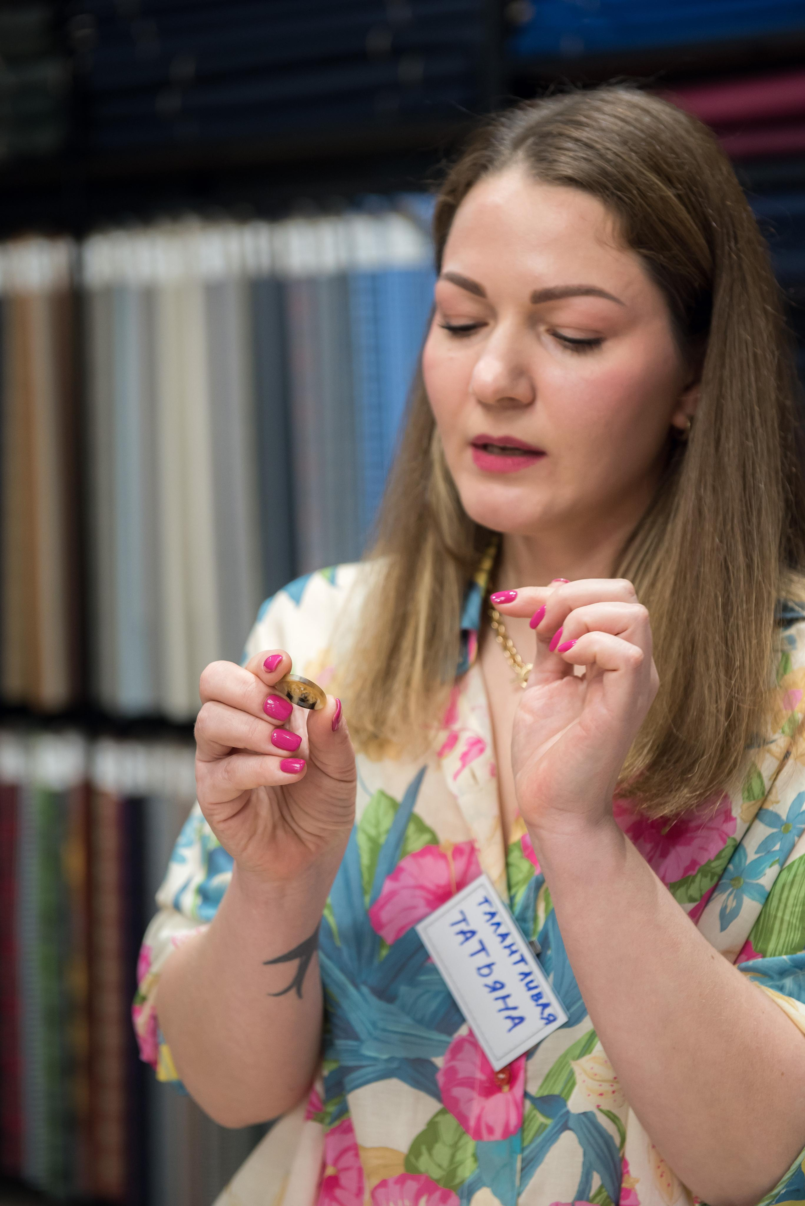 МК по петлям. Бренд-фотограф для экспертов и блогеров в Москве Влада Горбовская