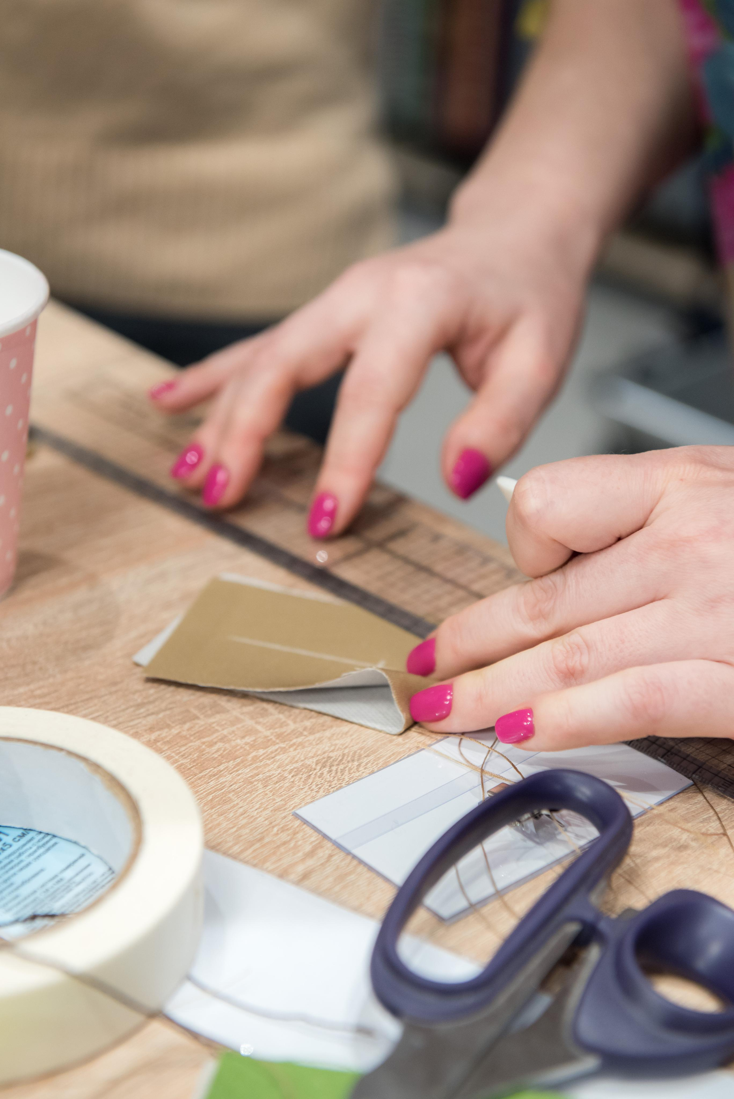 МК по петлям. Бренд-фотограф для экспертов и блогеров в Москве Влада Горбовская