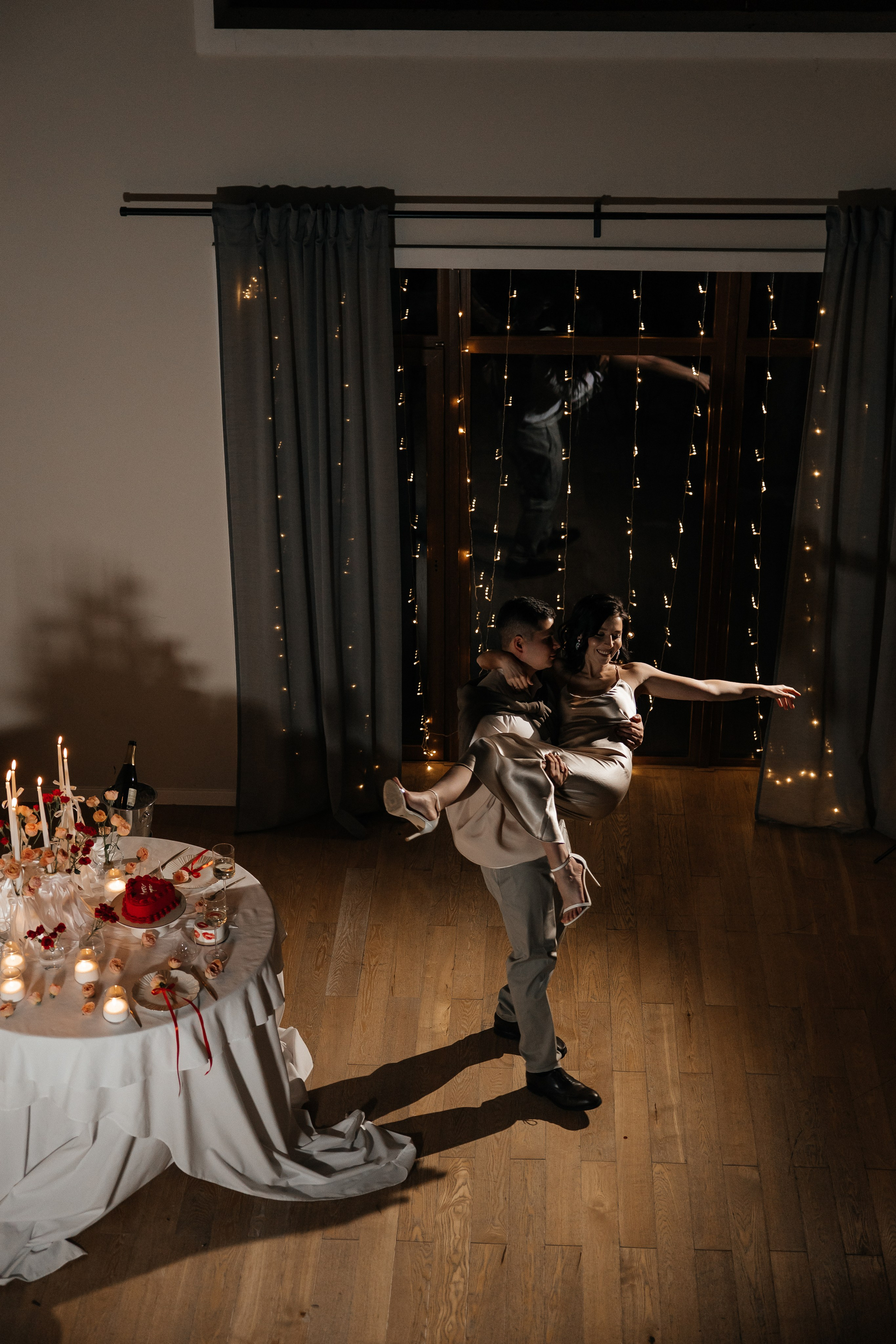 Свидание в отеле во Владивостоке. Организация свадеб и других мероприятий во Владивостоке от «Рядом быть»