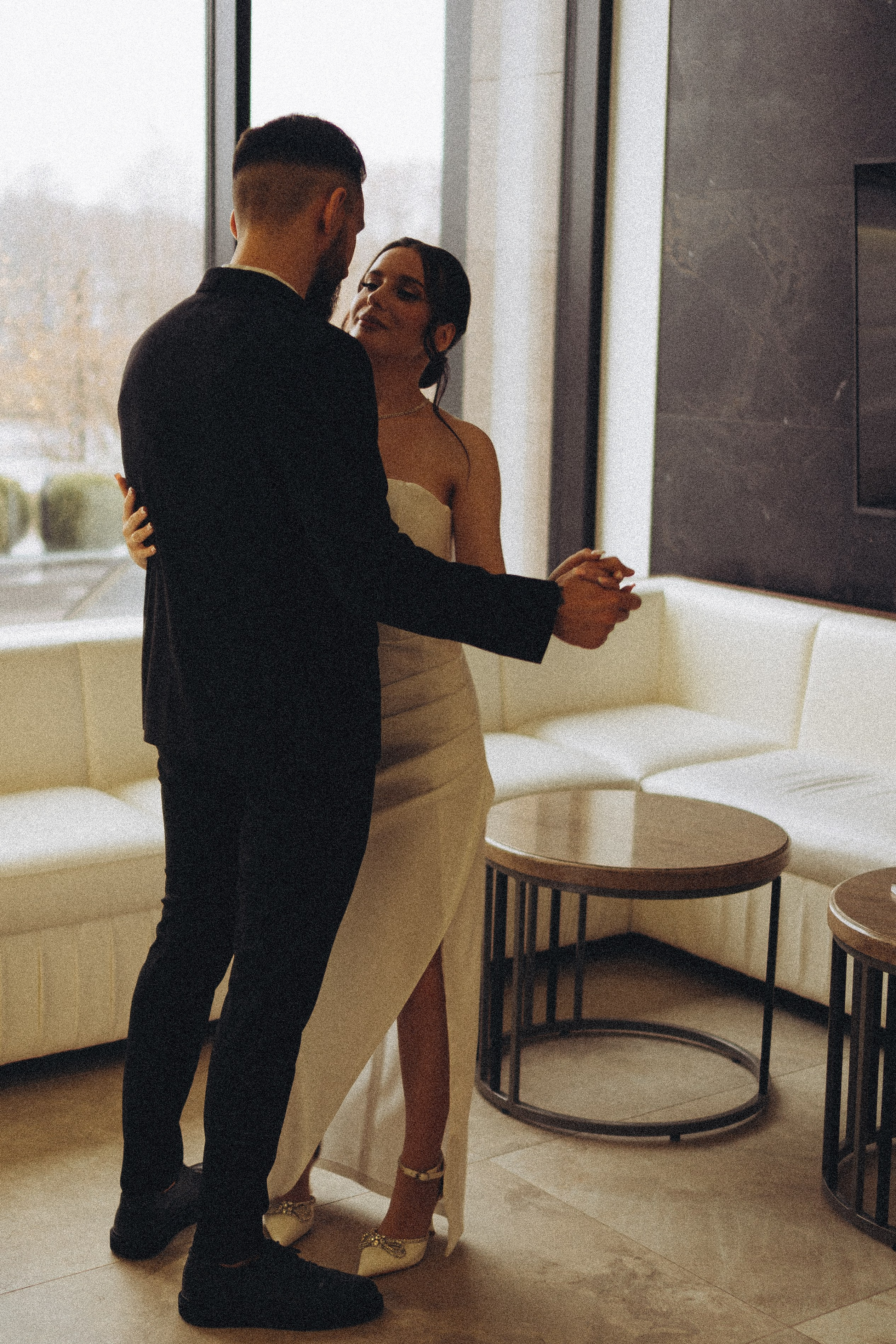 СВАДЕБНАЯ СЬЕМКА СБОРОВ ЖЕНИХА И НЕВЕСТЫ В ОТЕЛЕ И ТАКЖЕ ФОТОСЕССИИЯ В ОТЕЛЕЕ МЕГАПОЛИС БРЯНСК. Профессиональный фотограф, Санкт-Петербург — Виктория Богомолова