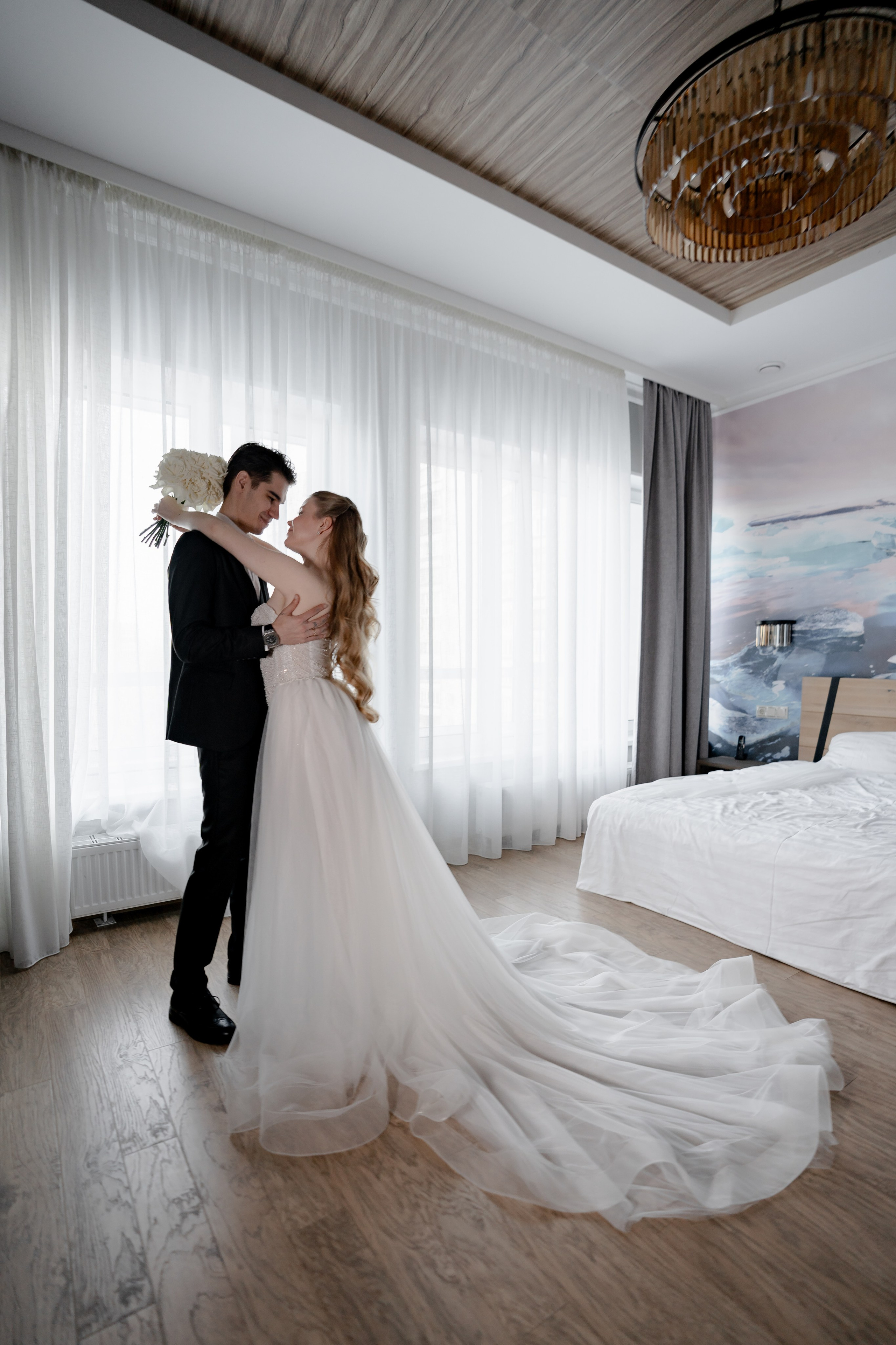 СВАДЕБНАЯ СЬЕМКА СБОРОВ В ОТЕЛЕ И ВЫЕЗД НА ЦЕРЕМОНИЮ (СНЯТО В СИБИРЕ В НИЖНЕВАРТОВСКЕ). Профессиональный фотограф, Санкт-Петербург — Виктория Богомолова