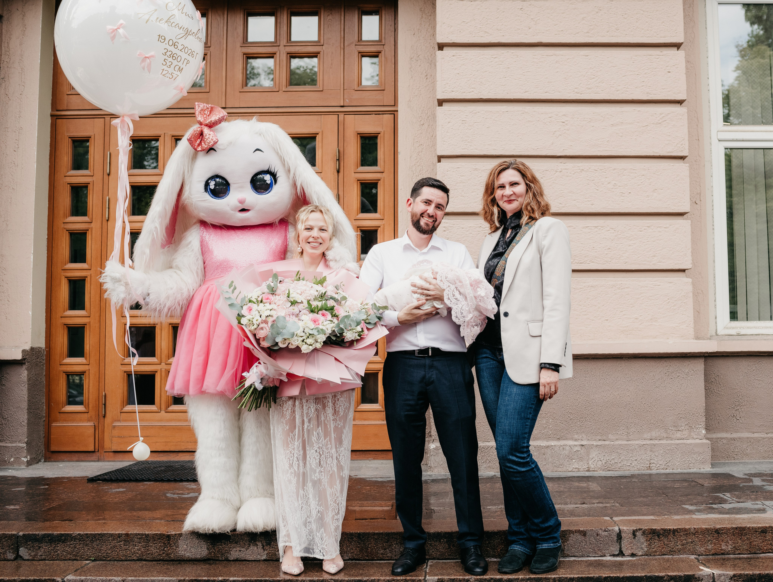 Выписка Мии. Фотограф на выписку из роддома в Москве и МО