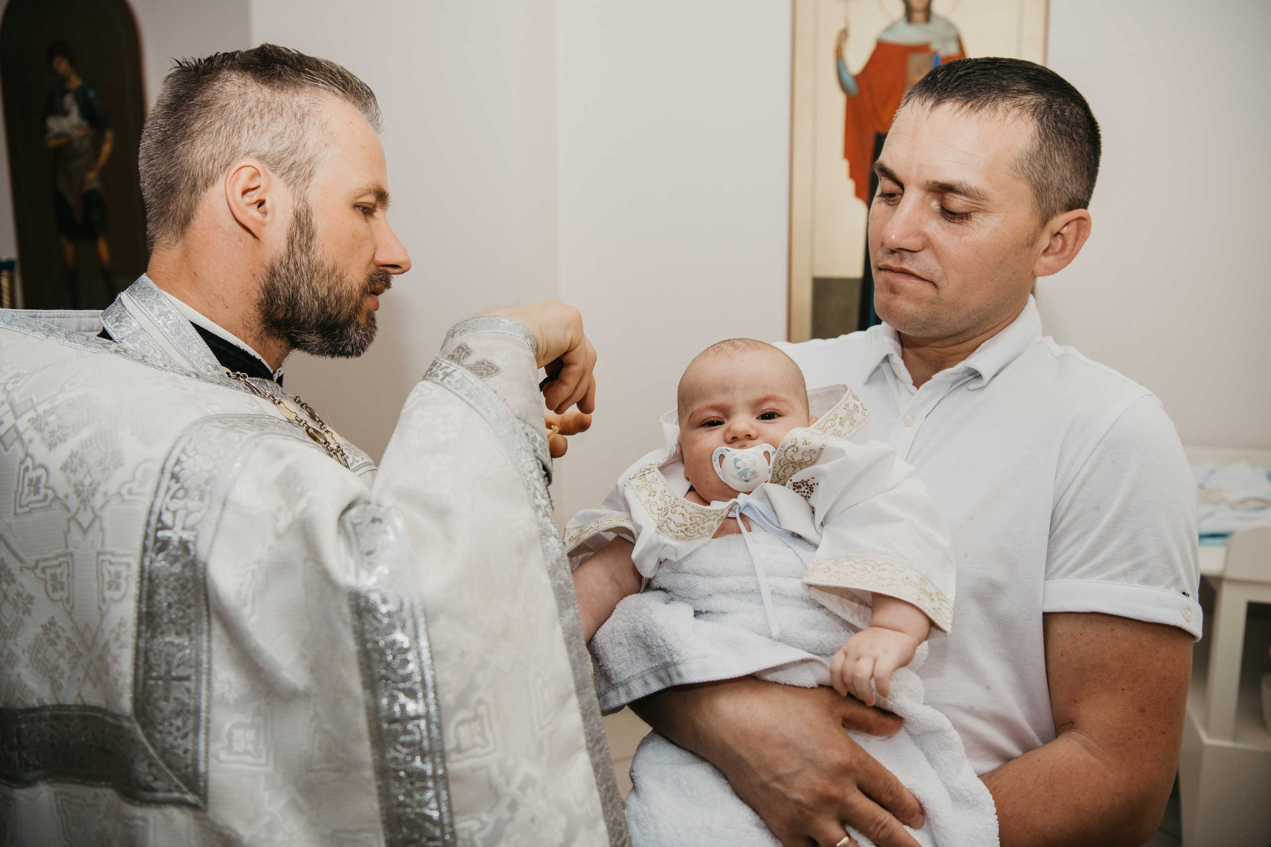 Крещение Евгения. Фотограф на выписку из роддома в Москве и МО