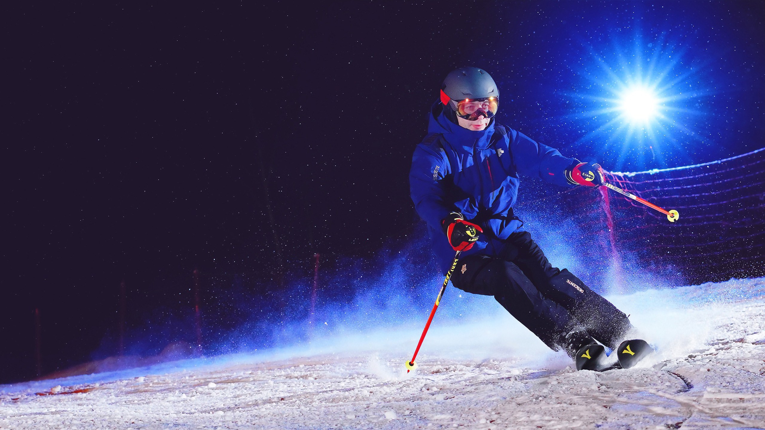 Вечерняя съёмка на склонах с использованием внешних вспышек. Фотограф Студитский Евгений