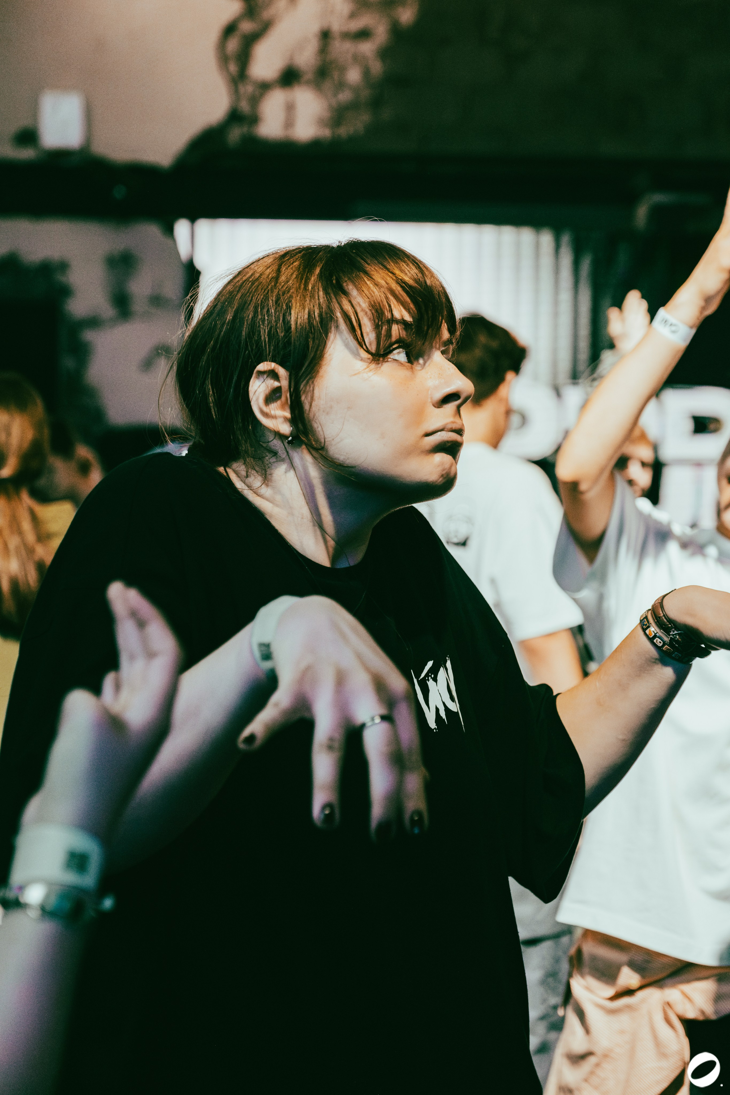 ODD.CLUB 04/04 (@youlovebu). Соня бу тебя сфоткала