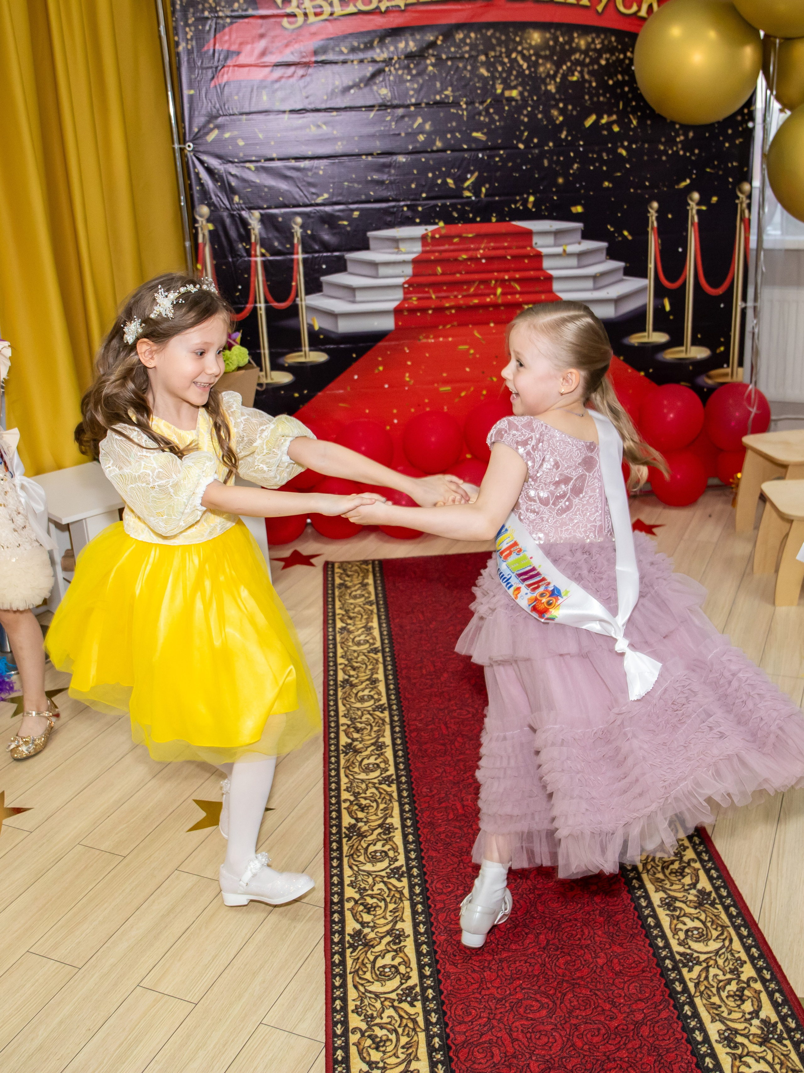 Утренник дет сад. Свадебный и семейный фотограф в Москве Мила Широких