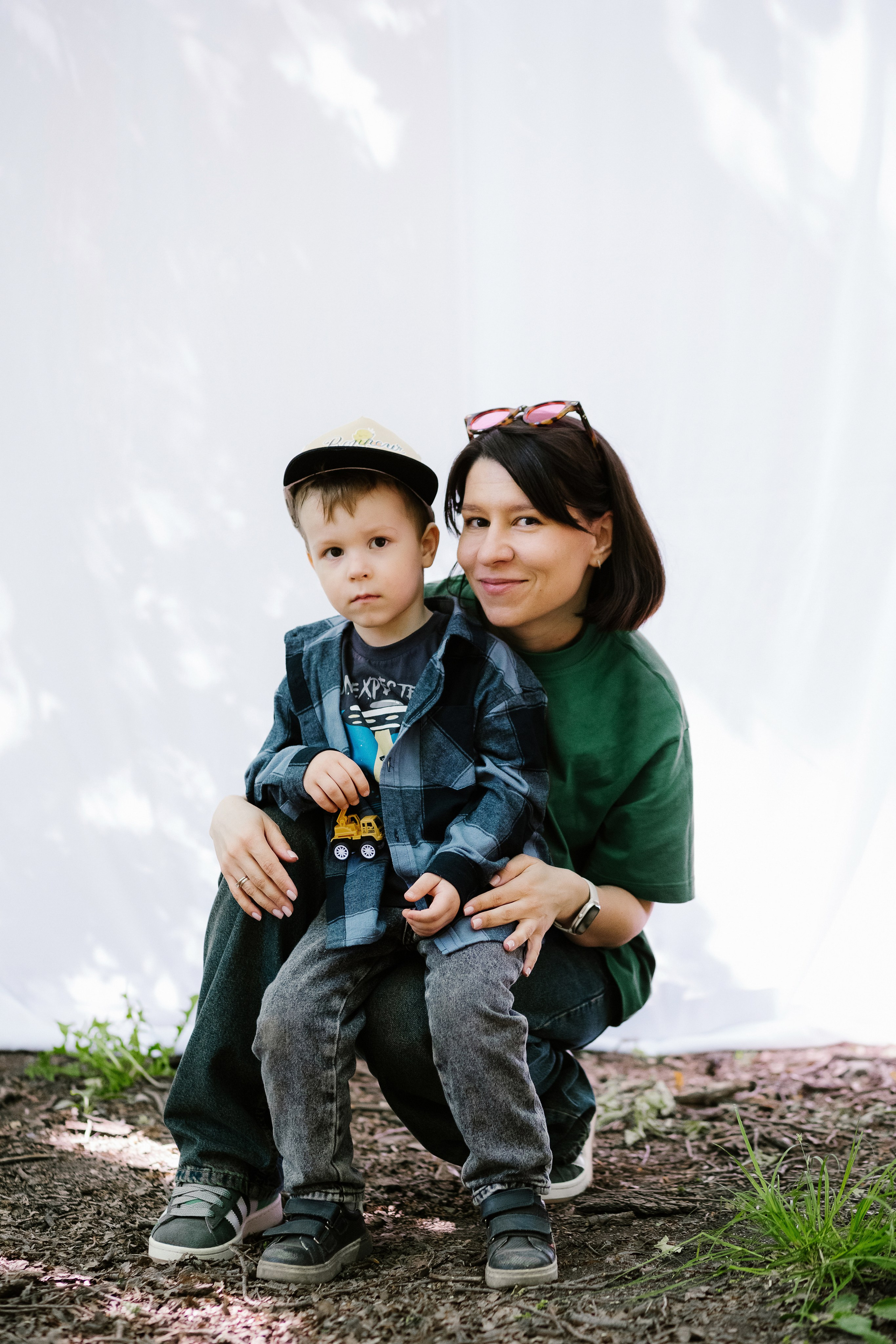 Ощущение леса в городе! Портреты на Белом Фоне в Дубках Таганрога. Свадебный и семейный фотограф в Таганроге Бакарюк Антон