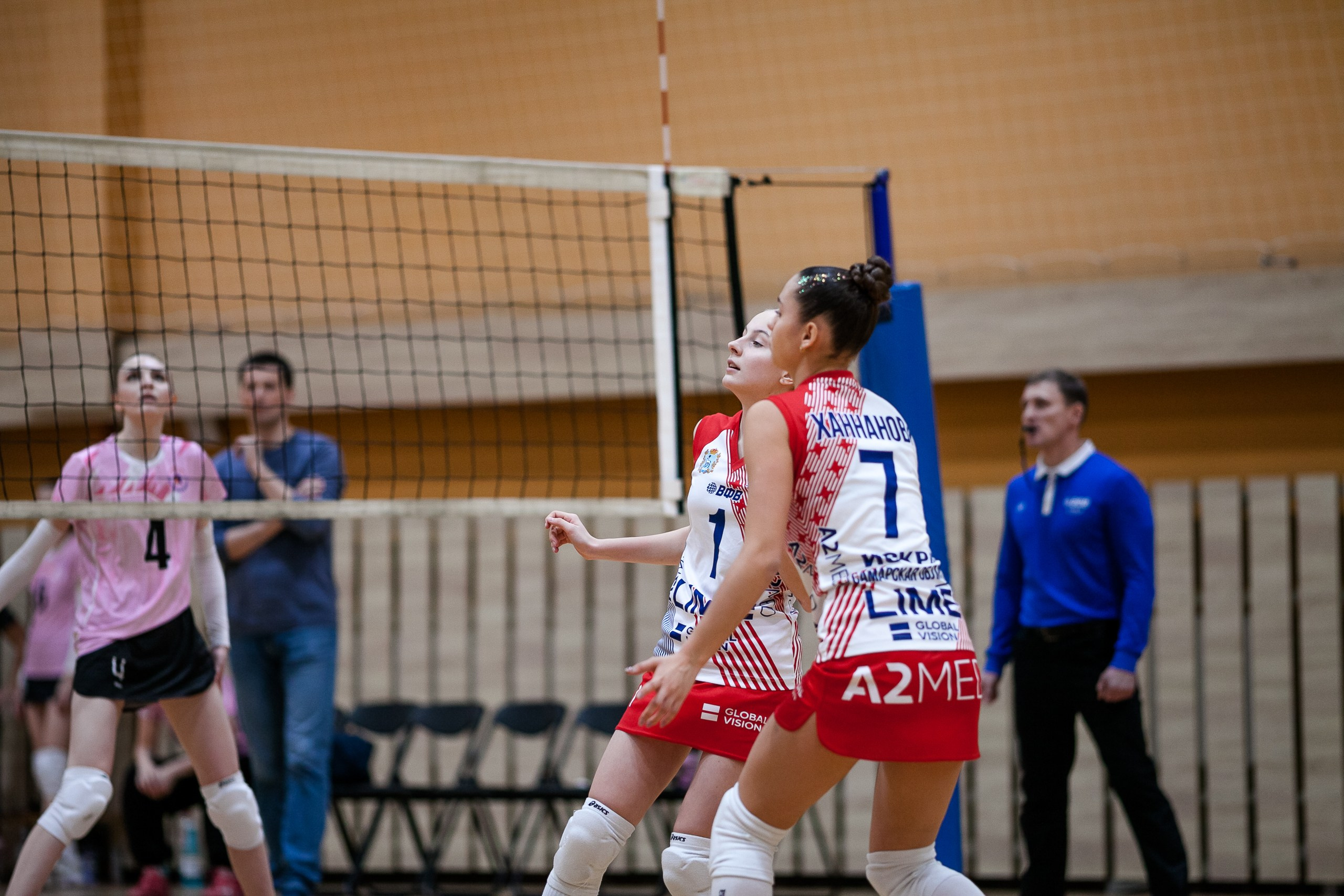 СШ11 — Искра / 1 игра. Фотография