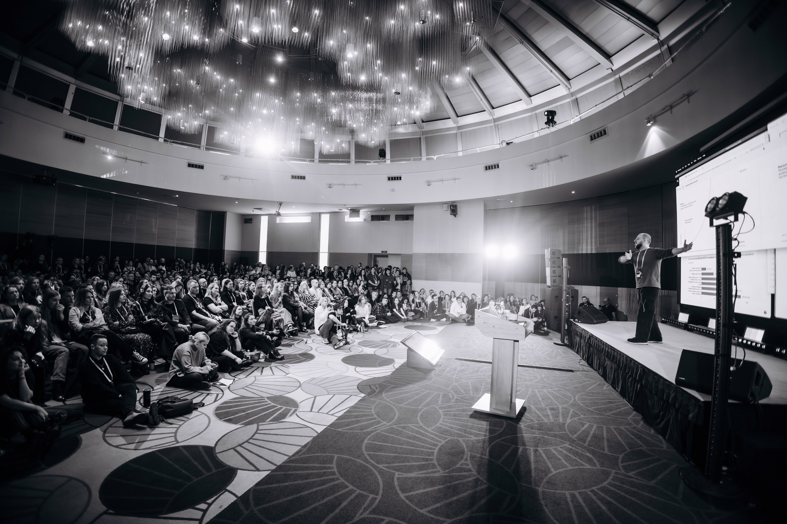 Суровый Питерский Форум. Эпизод Х. Репортажный фотограф в Санкт-Петербурге Александр Паклин