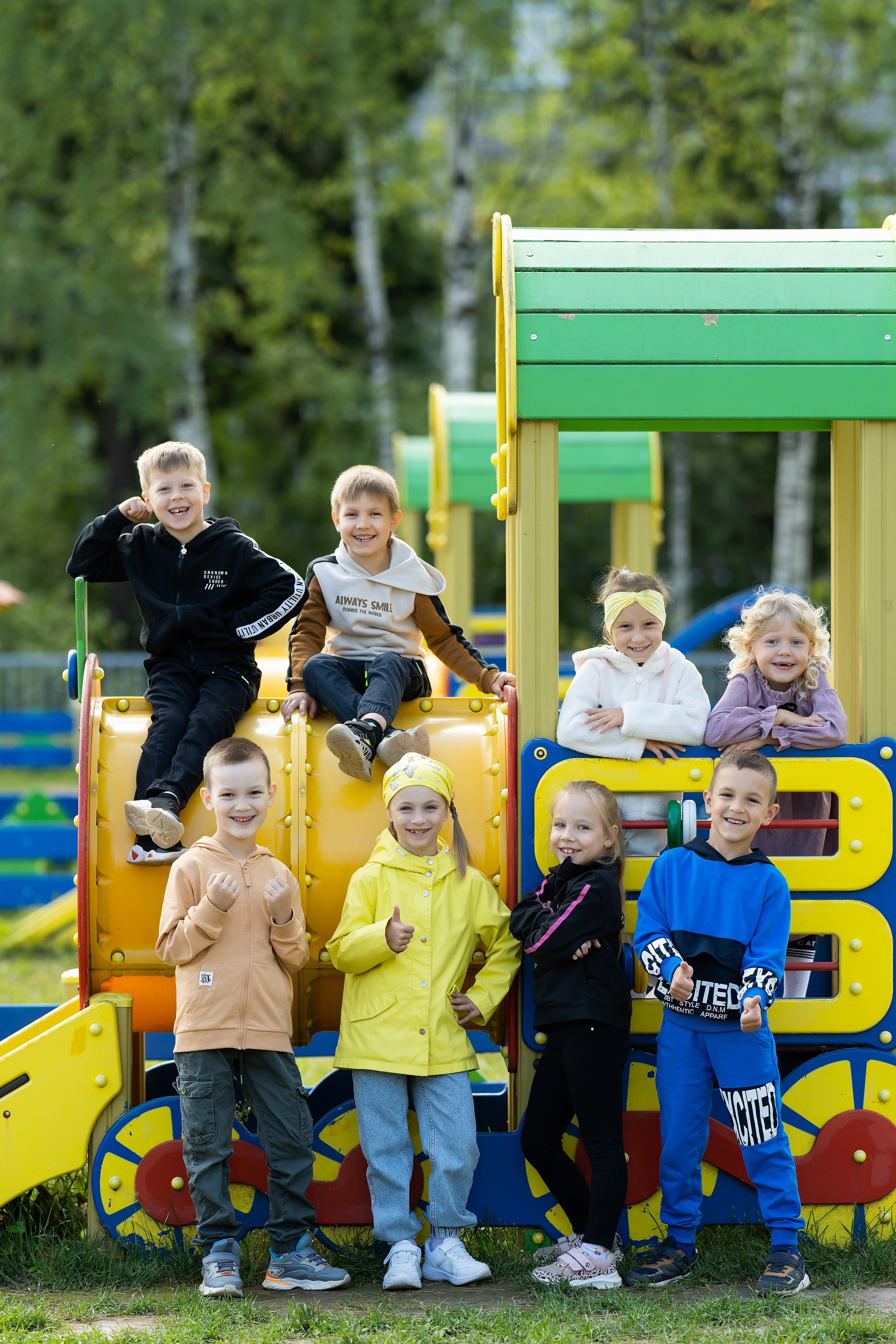 Фотографии, снятые в Д/С. Выпускные альбомы от Мамаевых, город Киров