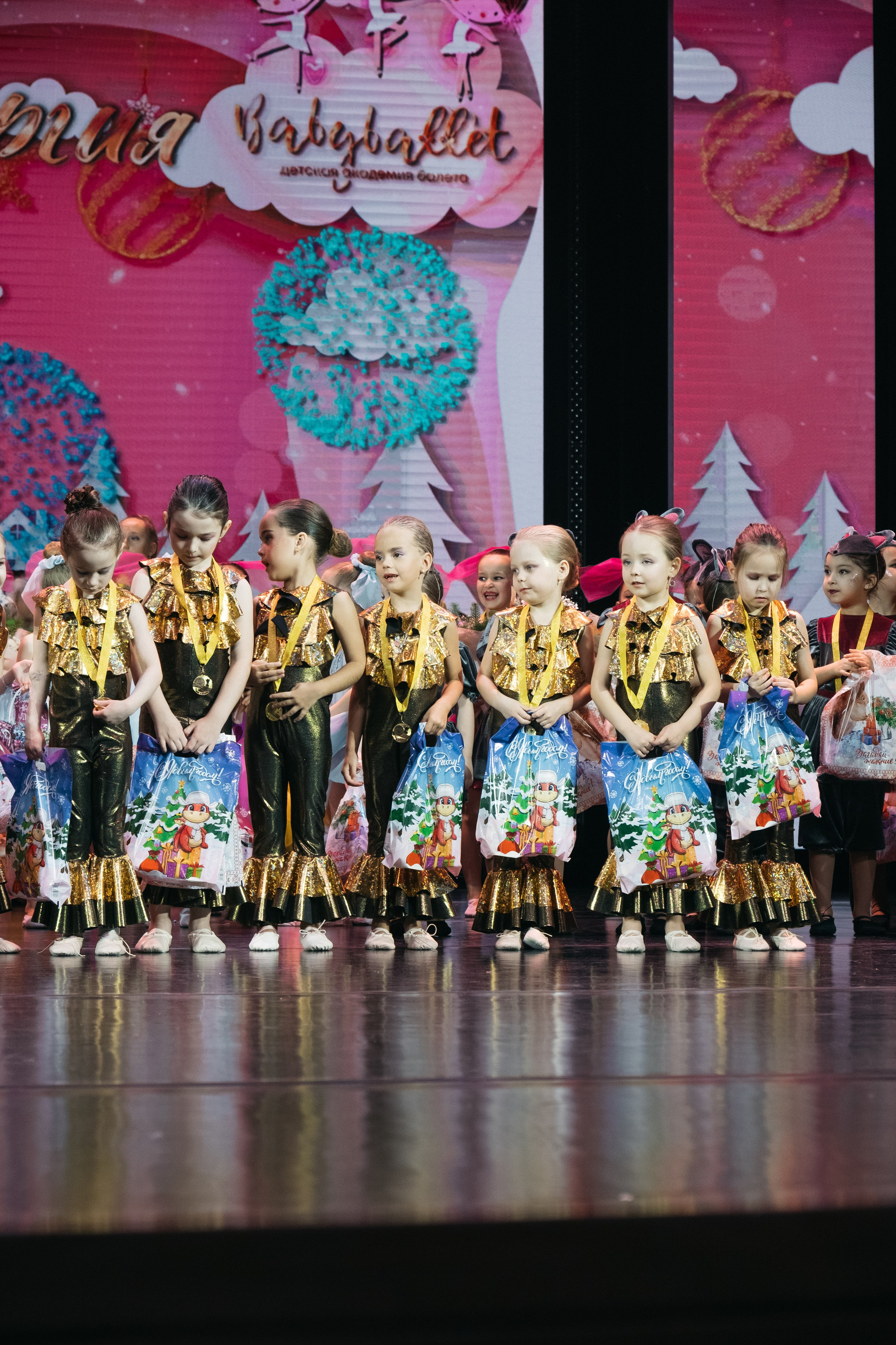 СурГУ 23.12.23. Репортажный и свадебный фотограф в Сургуте