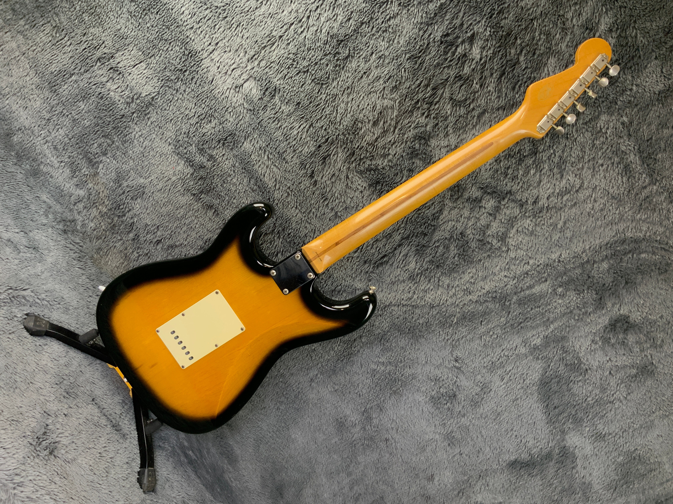 Fender Stratocaster Custom Edition ST54-75RVReal Vintage