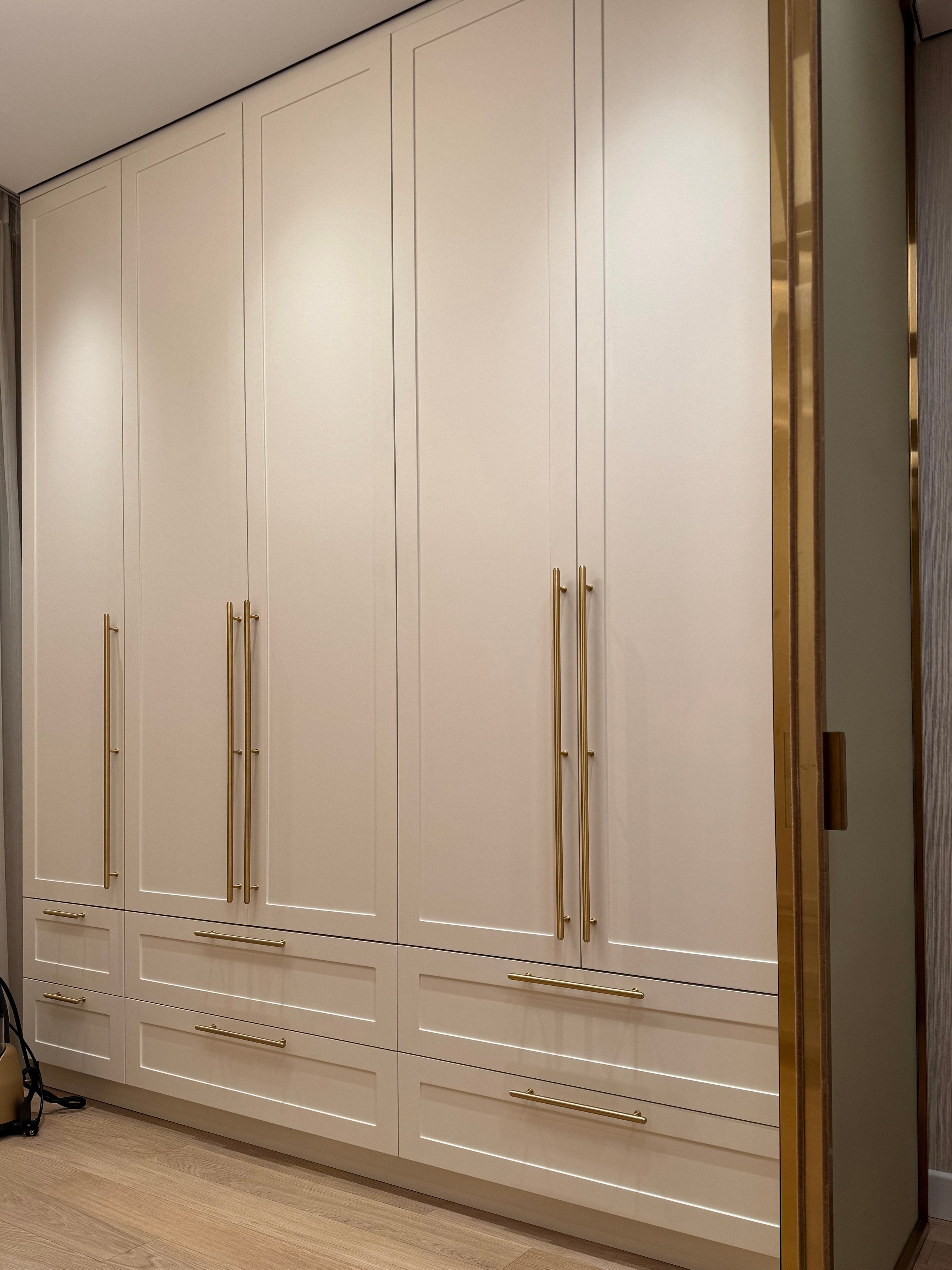 Шкафы. DRVO — мебельное производство полного цикла