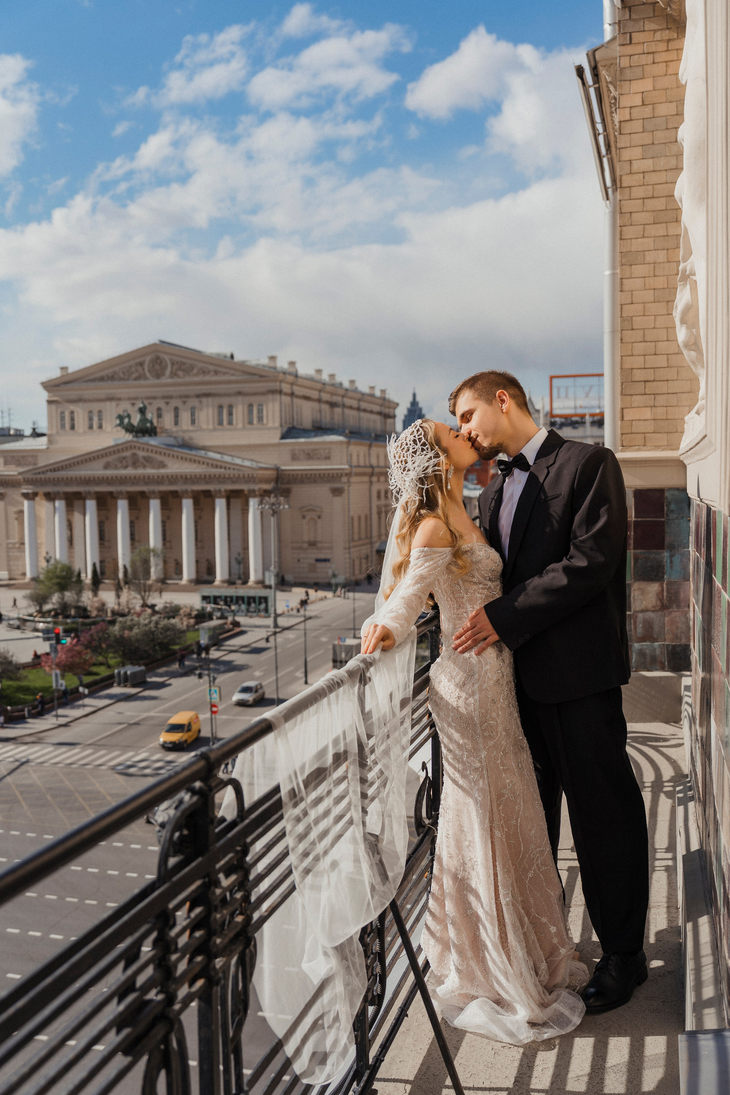 Свадебная фотосессия в отеле Метрополь. Свадебный фотограф в Москве Анна Полушина