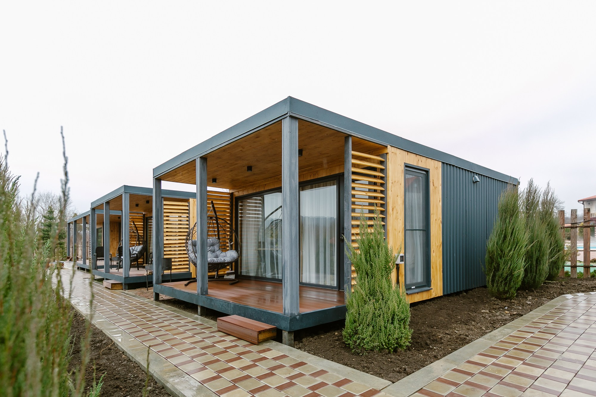 Фотографии территории термального источника март 2024 год