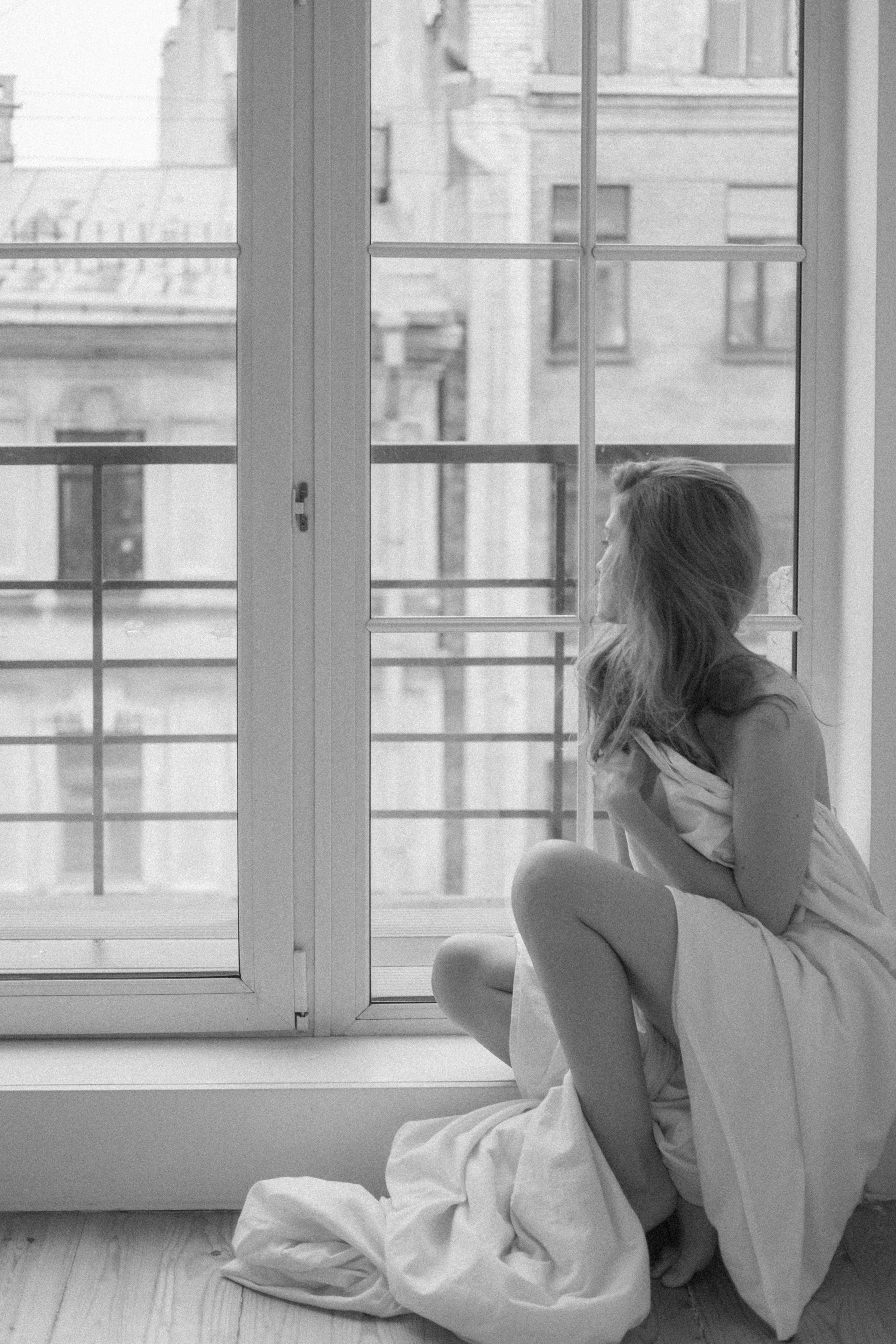 Женская фотосессия в стиле минимализм