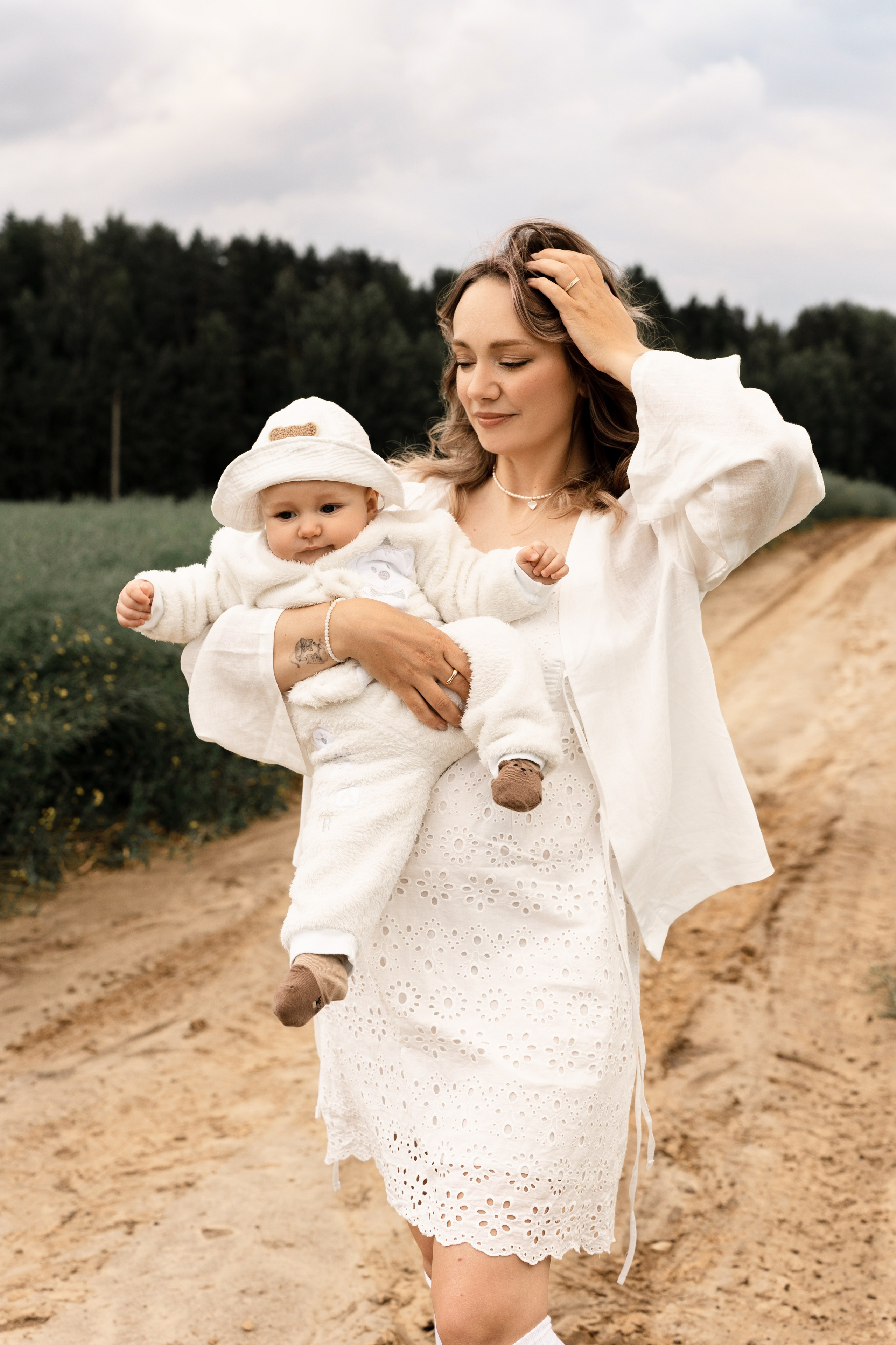 Первые полгодика рядом с мамой. Ваш семейный фотограф в Минске — Вика Трегубова